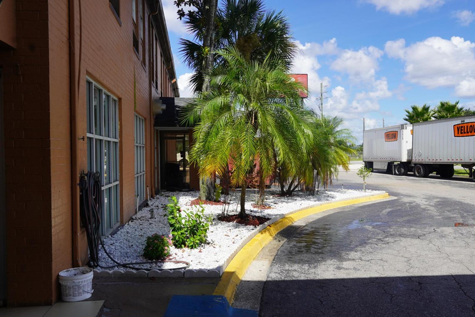 Econo Lodge Jacksonville South photo 21