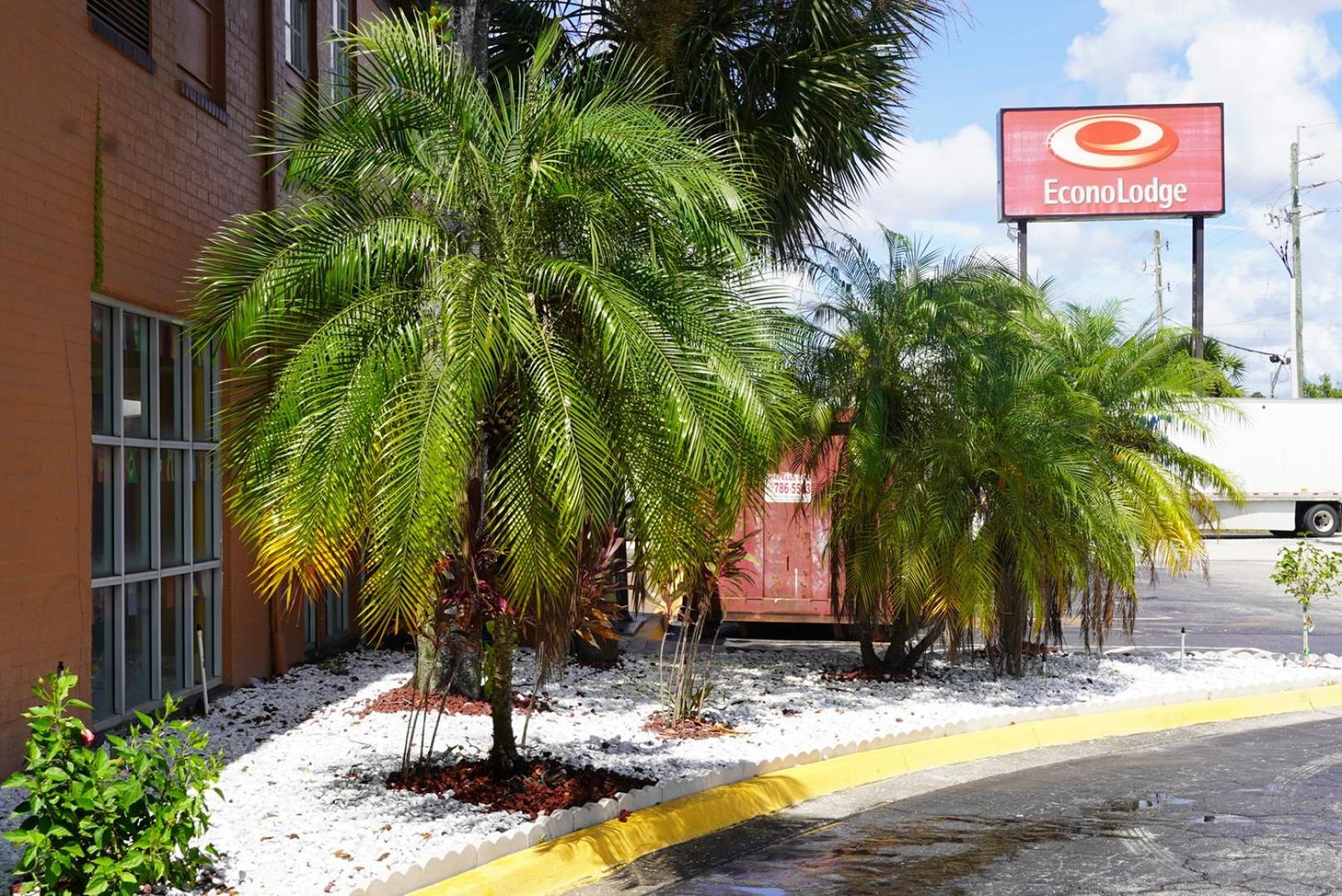 Econo Lodge Jacksonville South photo 18