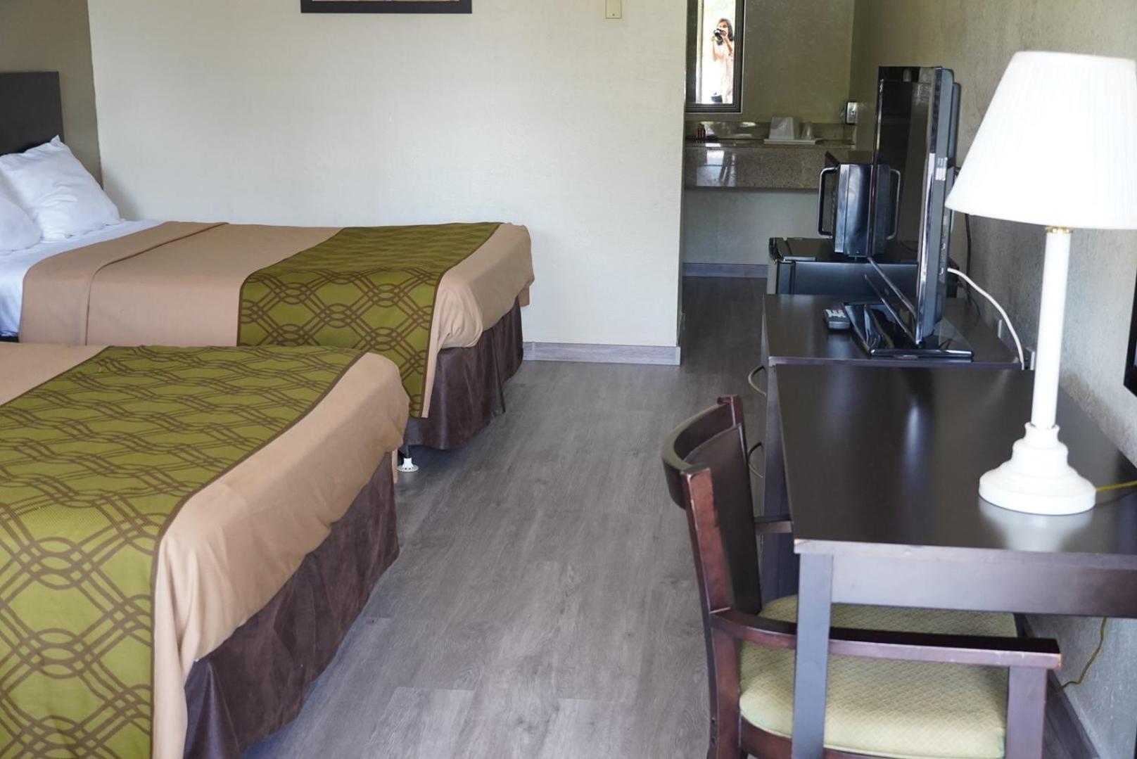 Econo Lodge Jacksonville South photo 6