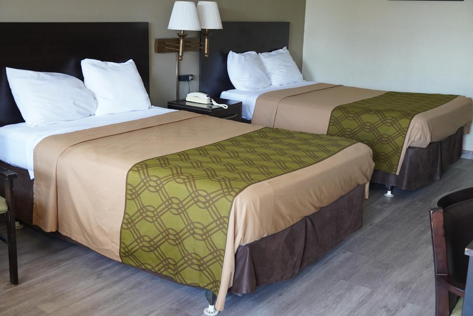 Econo Lodge Jacksonville South photo 28