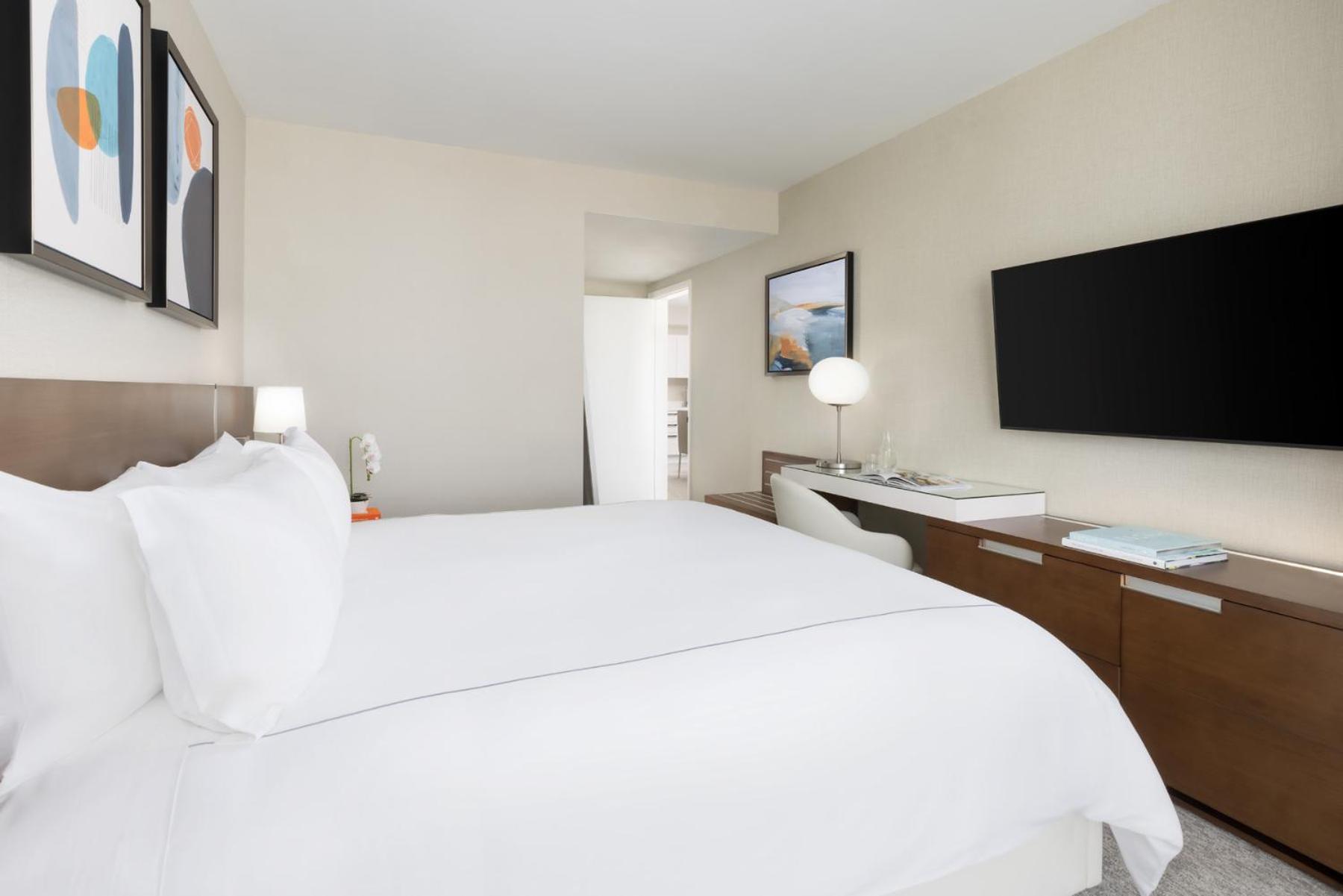 The Altair Bay Harbor Hotel photo 8