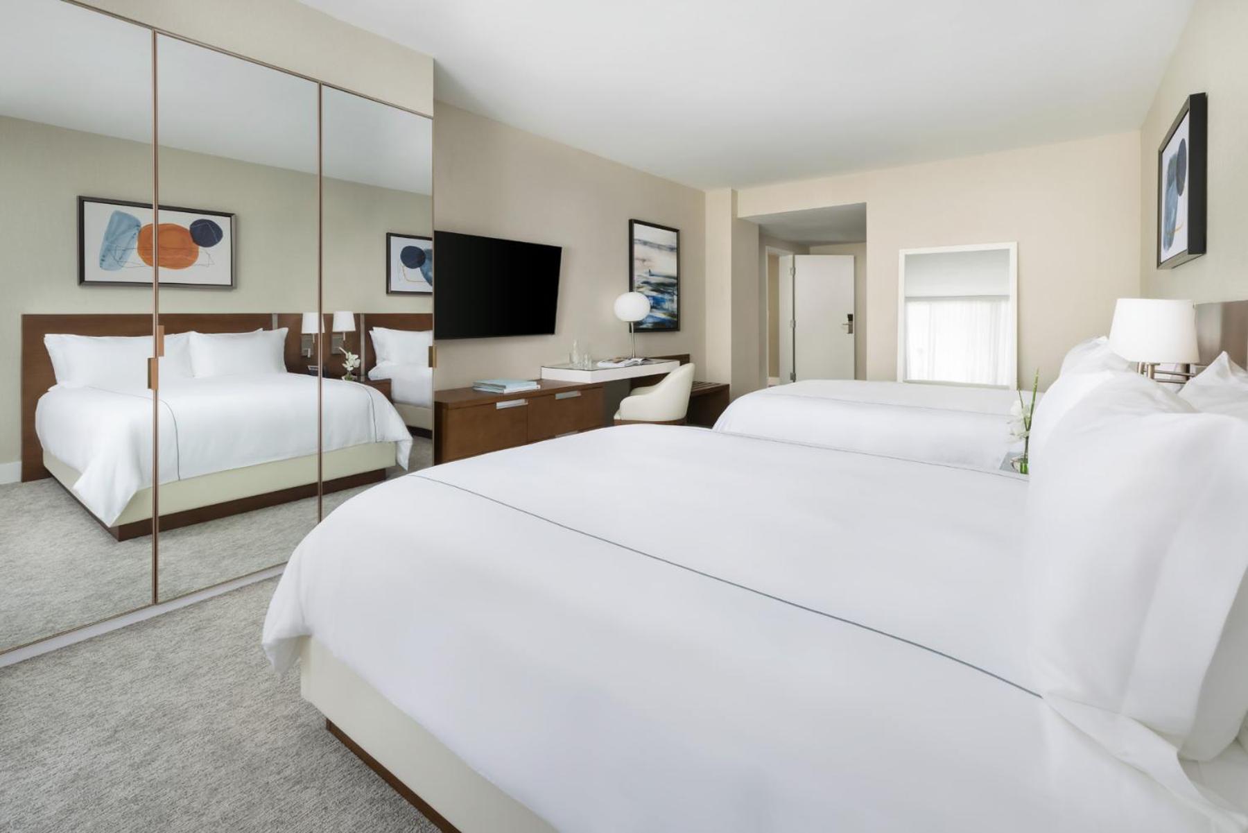 The Altair Bay Harbor Hotel photo 7