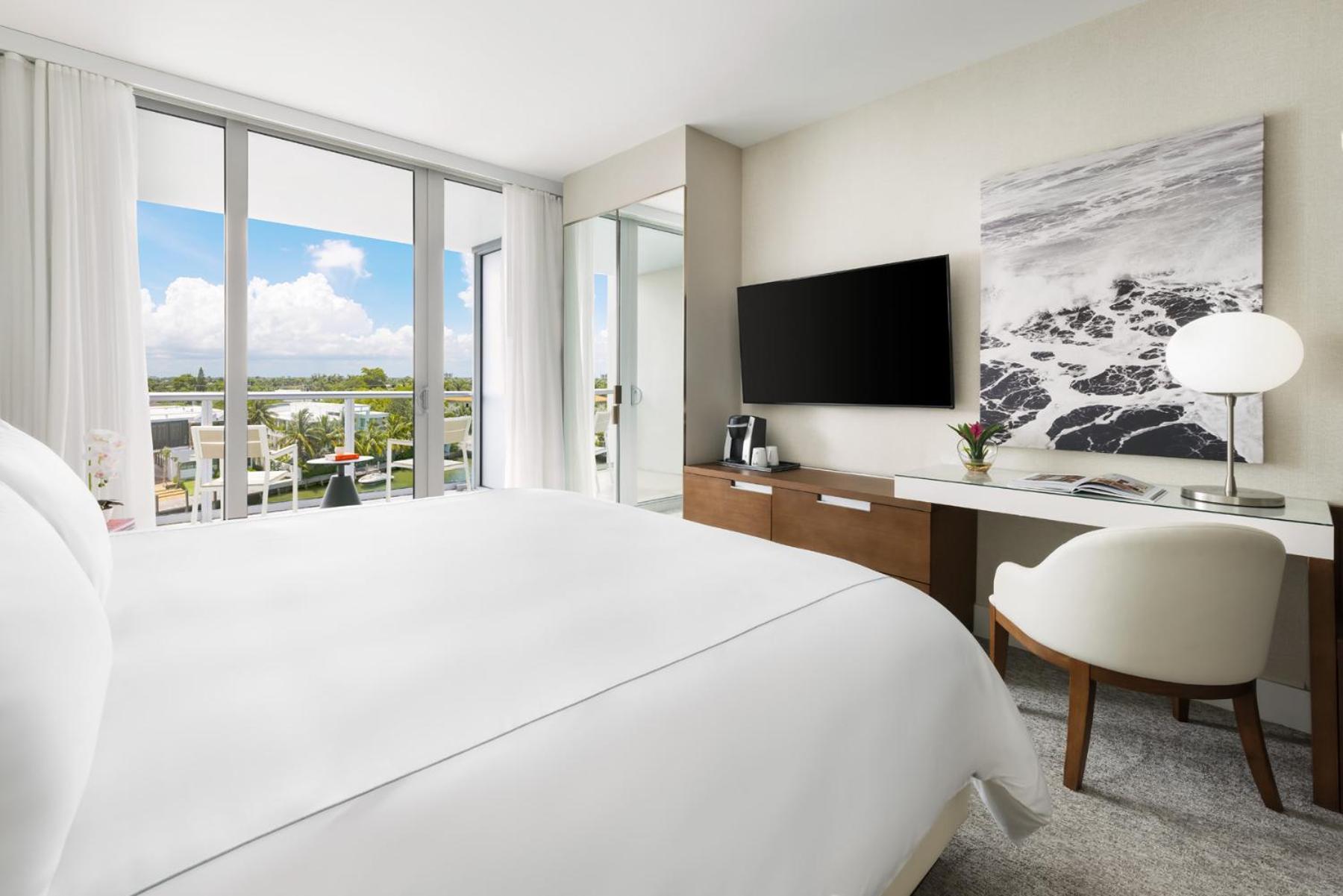 The Altair Bay Harbor Hotel photo 13