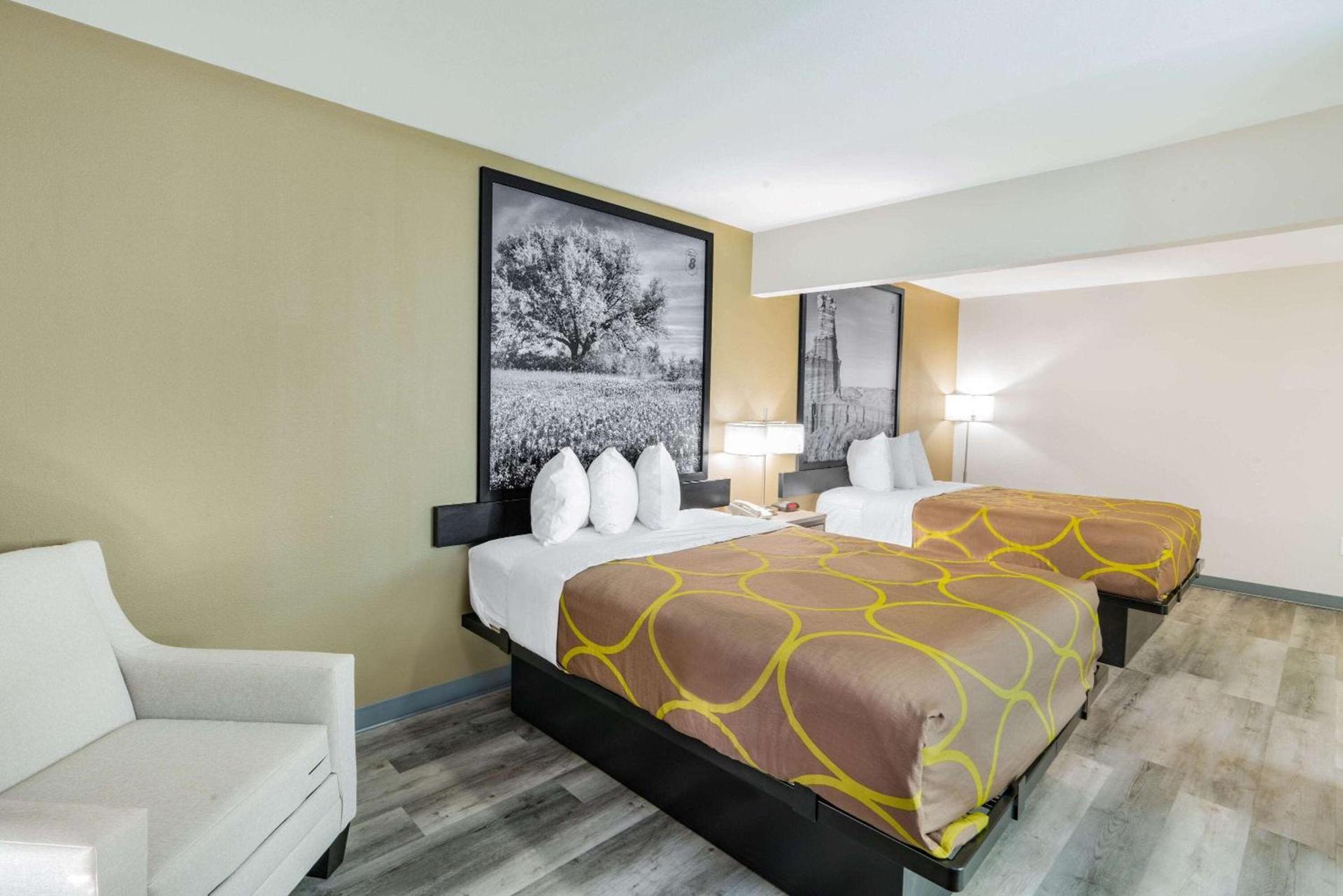 Super 8 by Wyndham Amarillo West photo 12