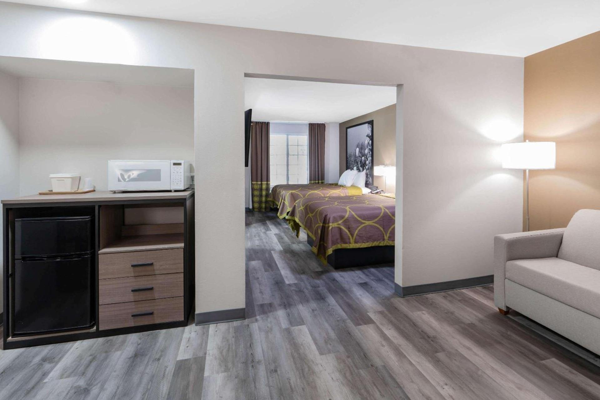 Super 8 by Wyndham Amarillo West photo 19