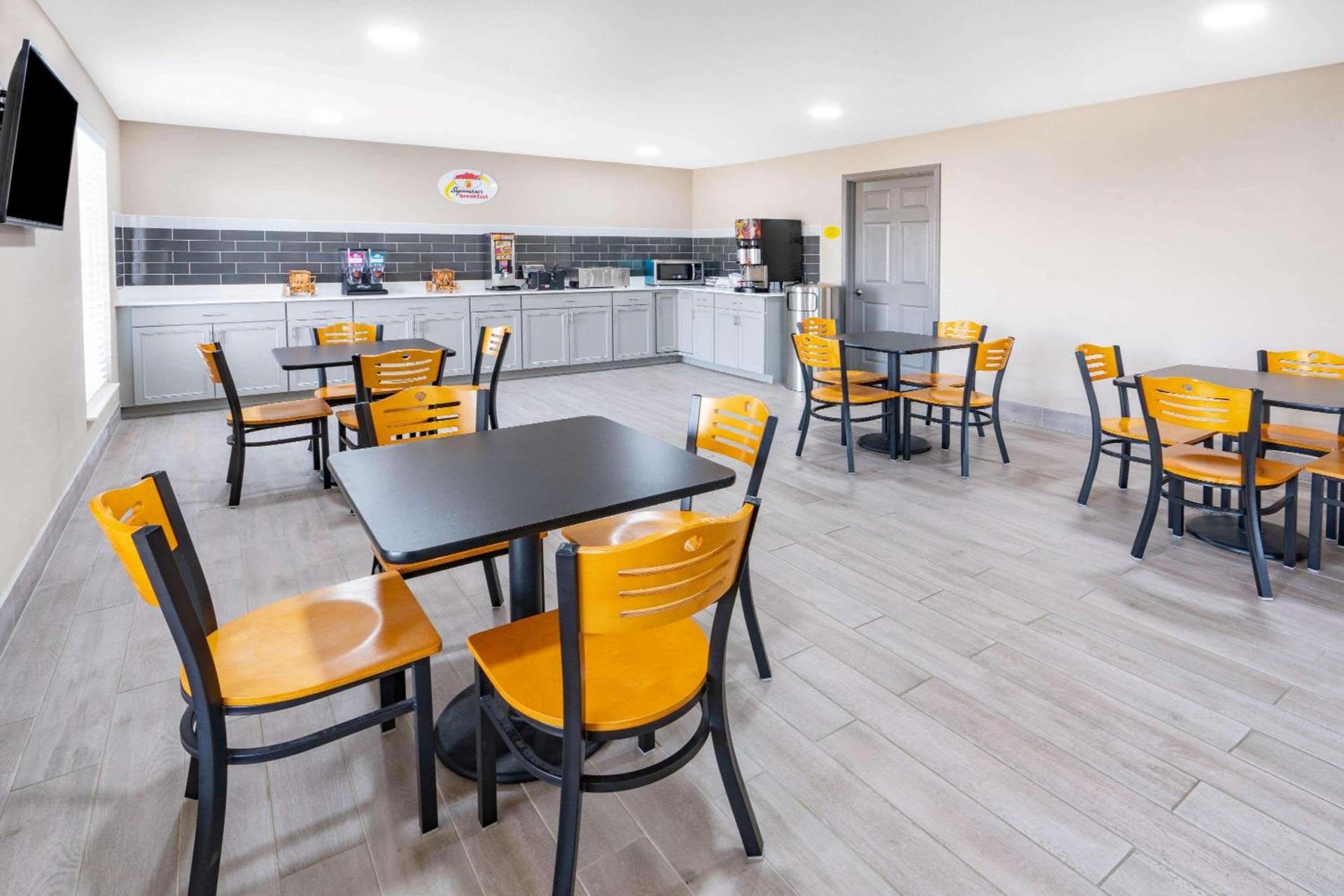 Super 8 by Wyndham Amarillo West photo 25