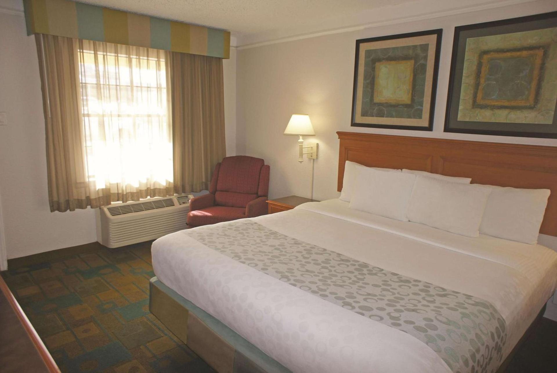 La Quinta Inn by Wyndham Austin Oltorf photo 23