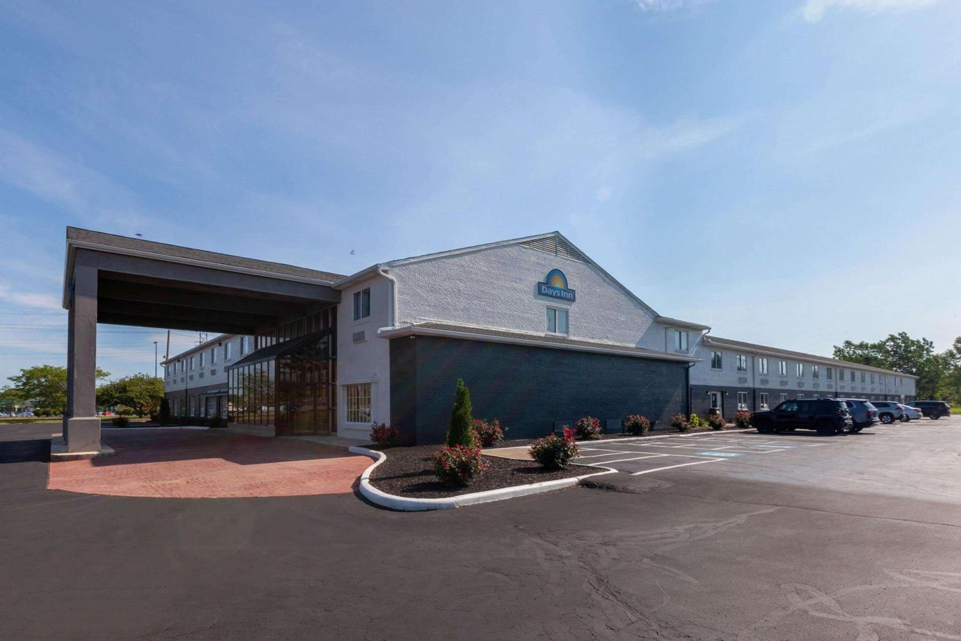 Days Inn by Wyndham Sandusky Cedar Point photo 4