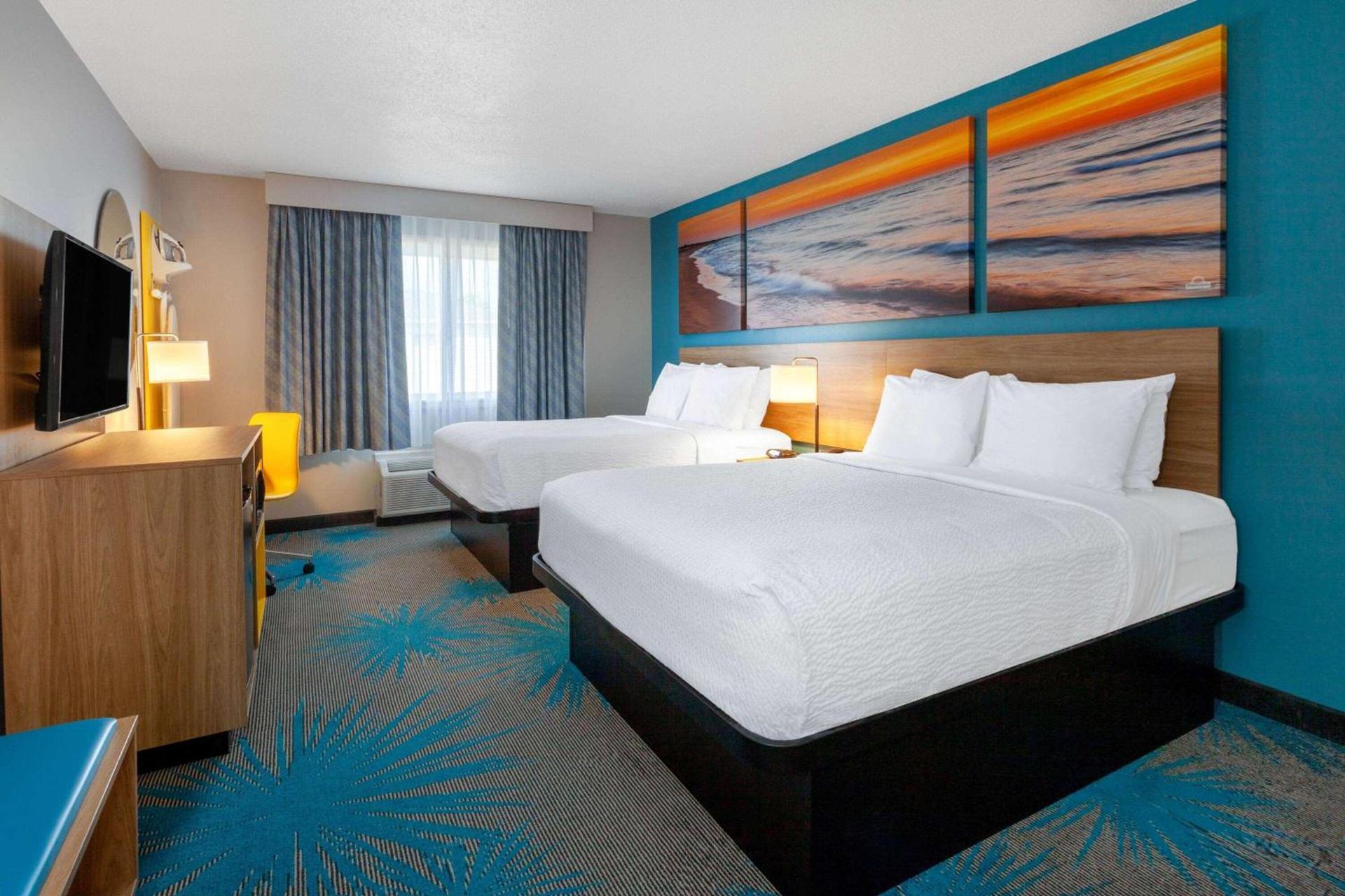 Days Inn by Wyndham Sandusky Cedar Point photo 18