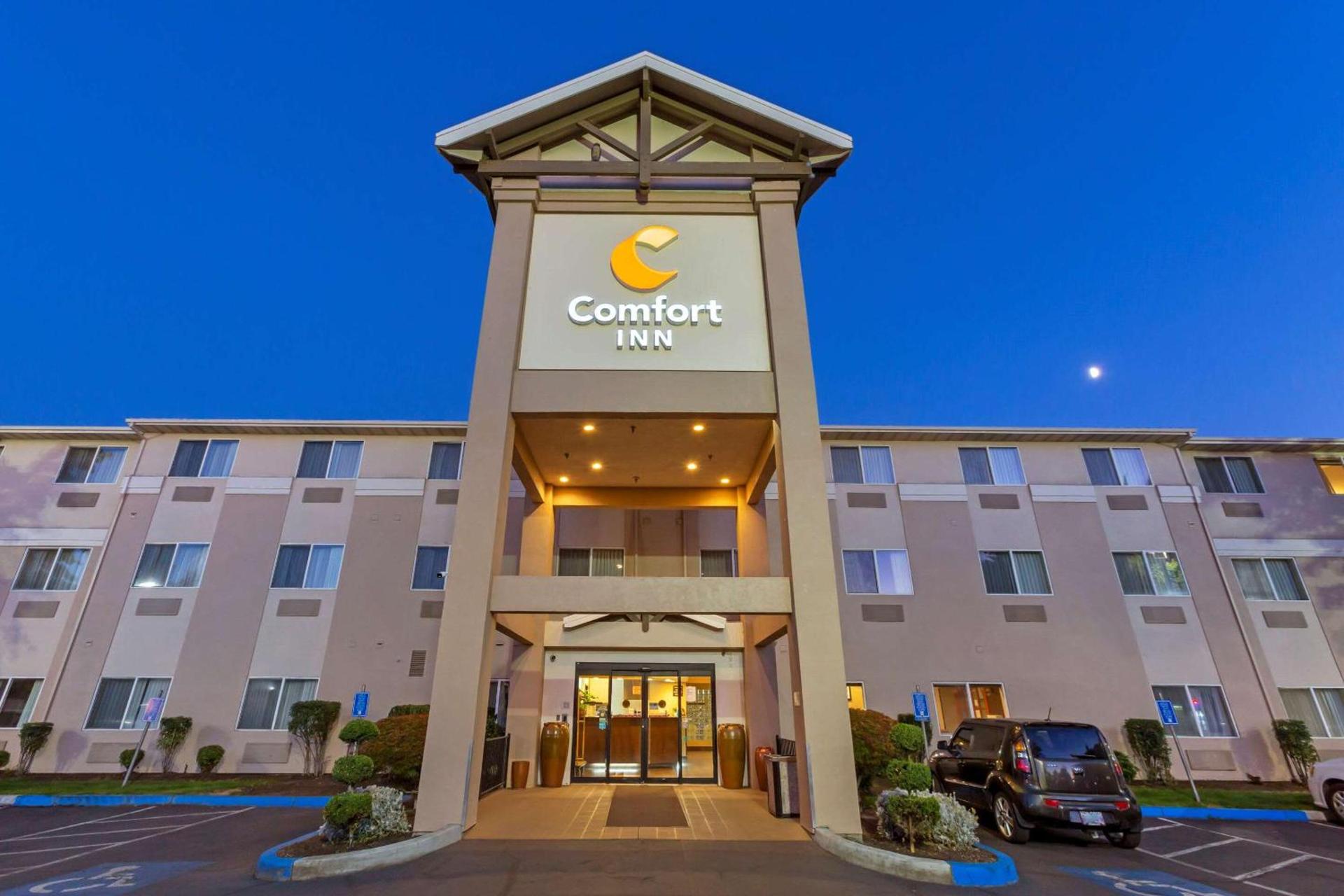 Comfort Inn Medford South photo 4