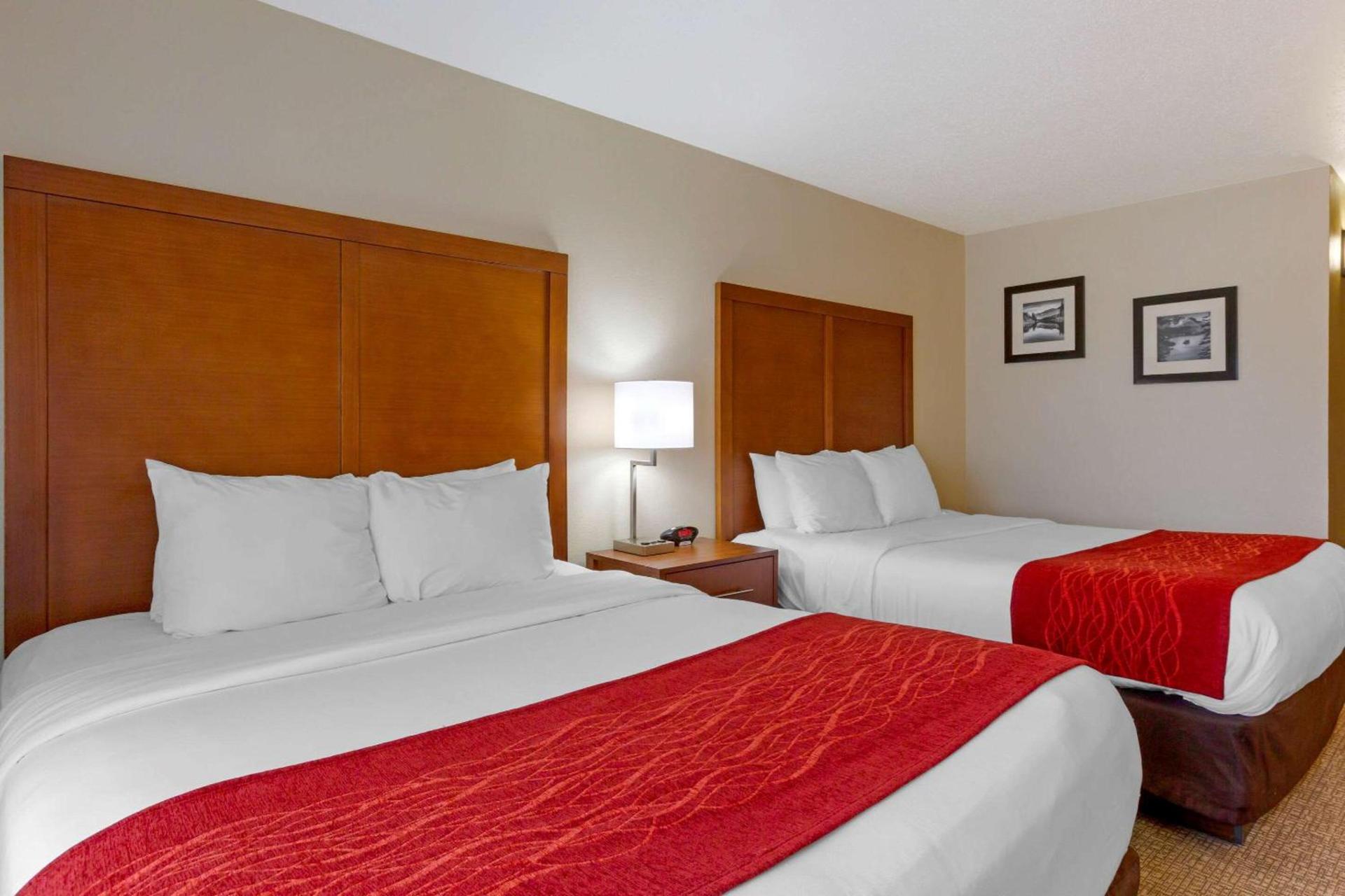 Comfort Inn Medford South photo 16