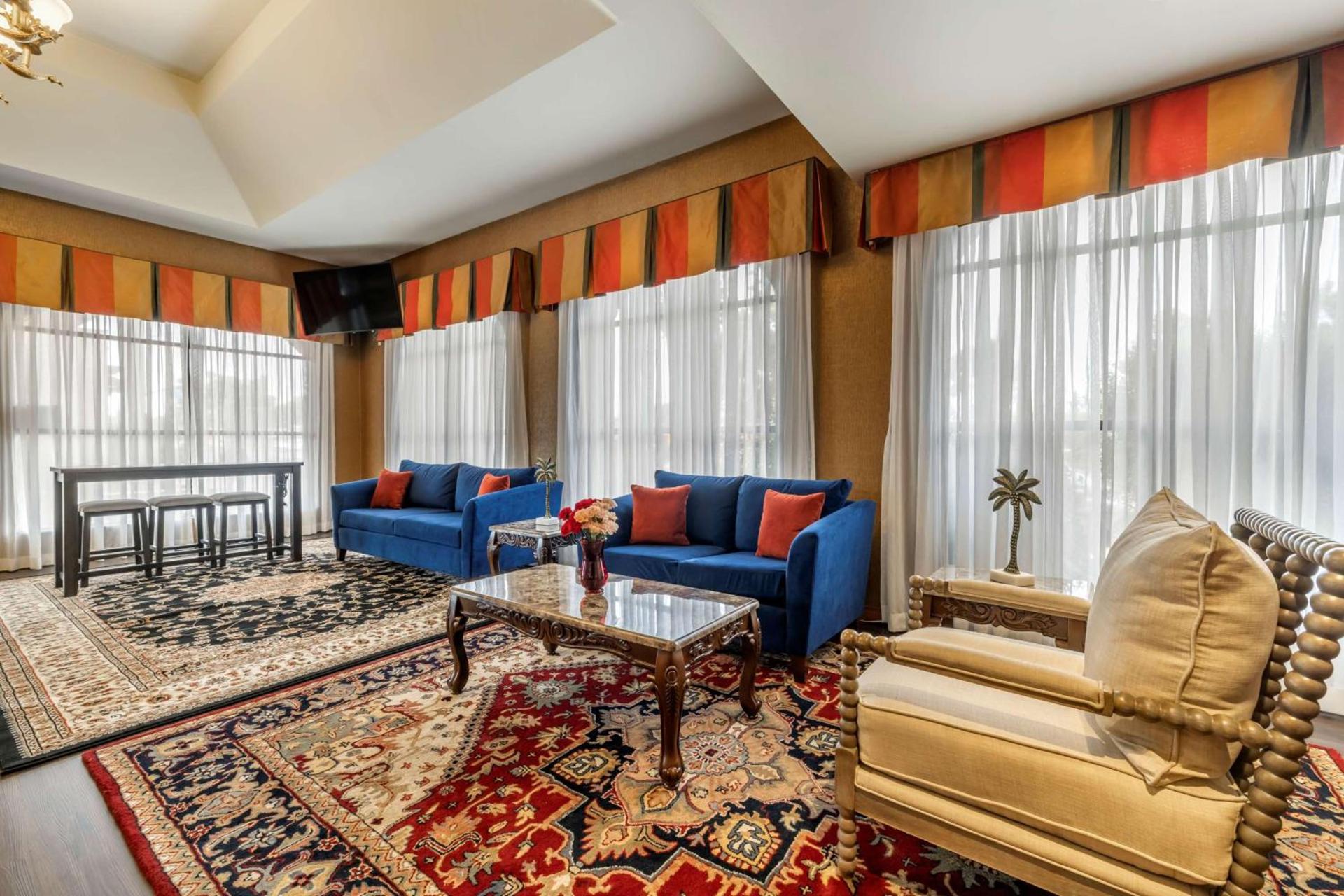 Best Western Plus South Bay Hotel photo 2