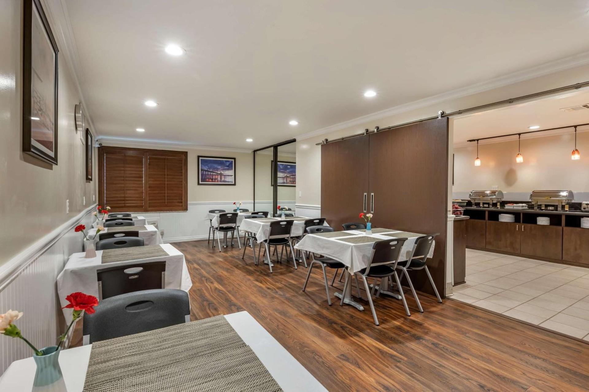 Best Western Plus South Bay Hotel photo 8