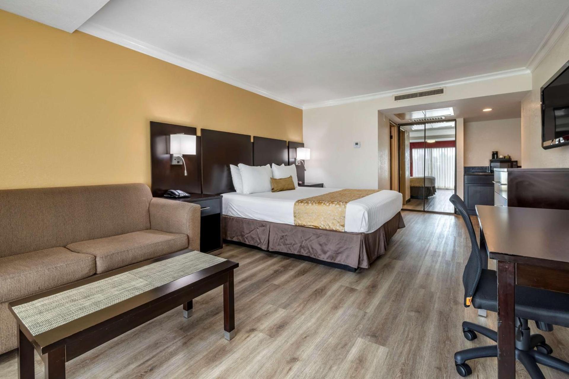 Best Western Plus South Bay Hotel photo 7