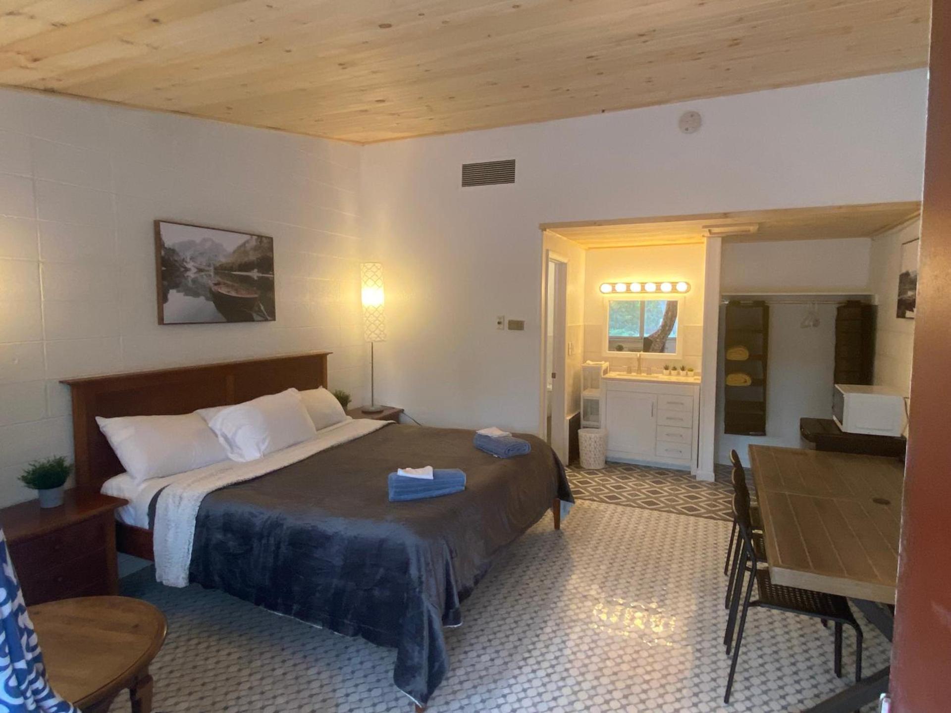 Sussex Motel photo 75