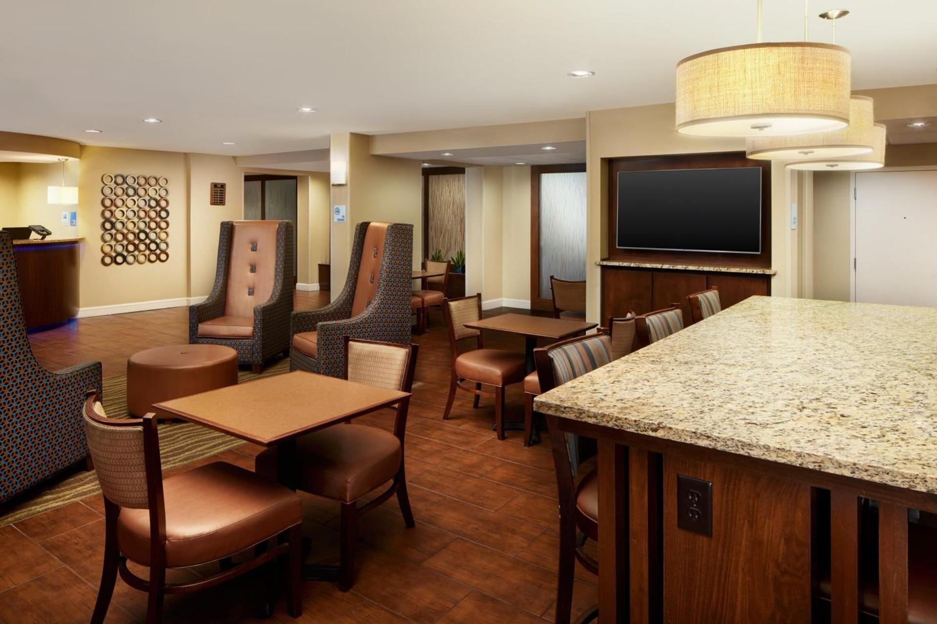 Holiday Inn Express Tifton by IHG photo 14