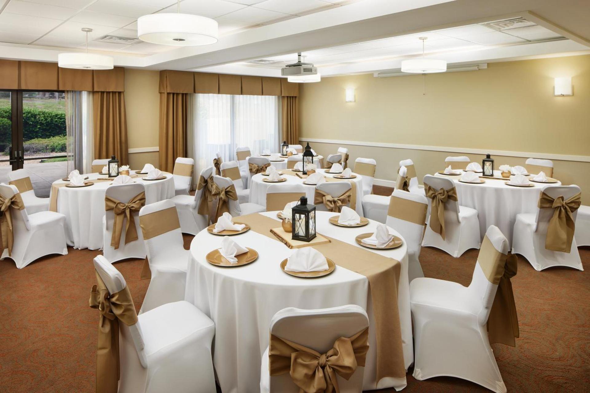Holiday Inn Express Tifton by IHG photo 24