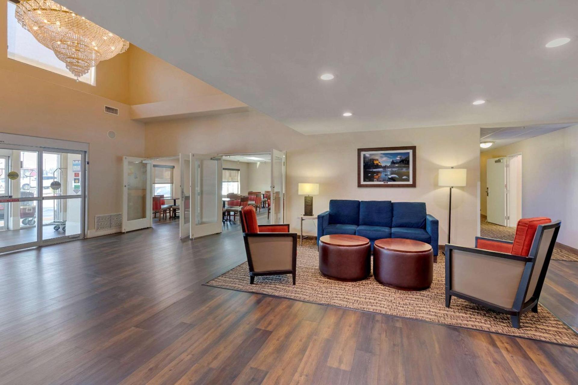 Comfort Suites Victorville-Hesperia photo 7
