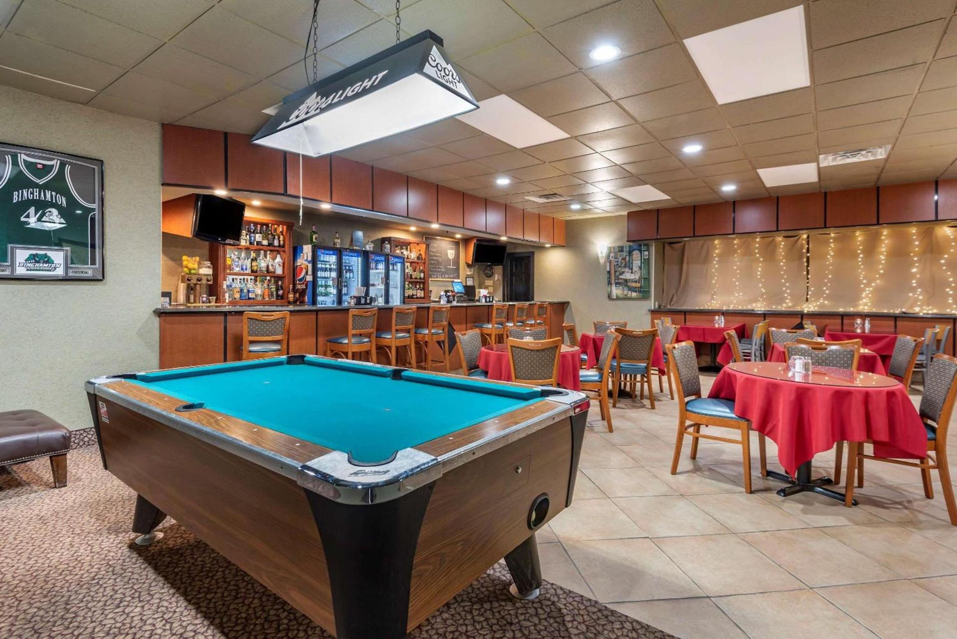 Quality Inn & Suites Vestal Binghamton near University photo 45