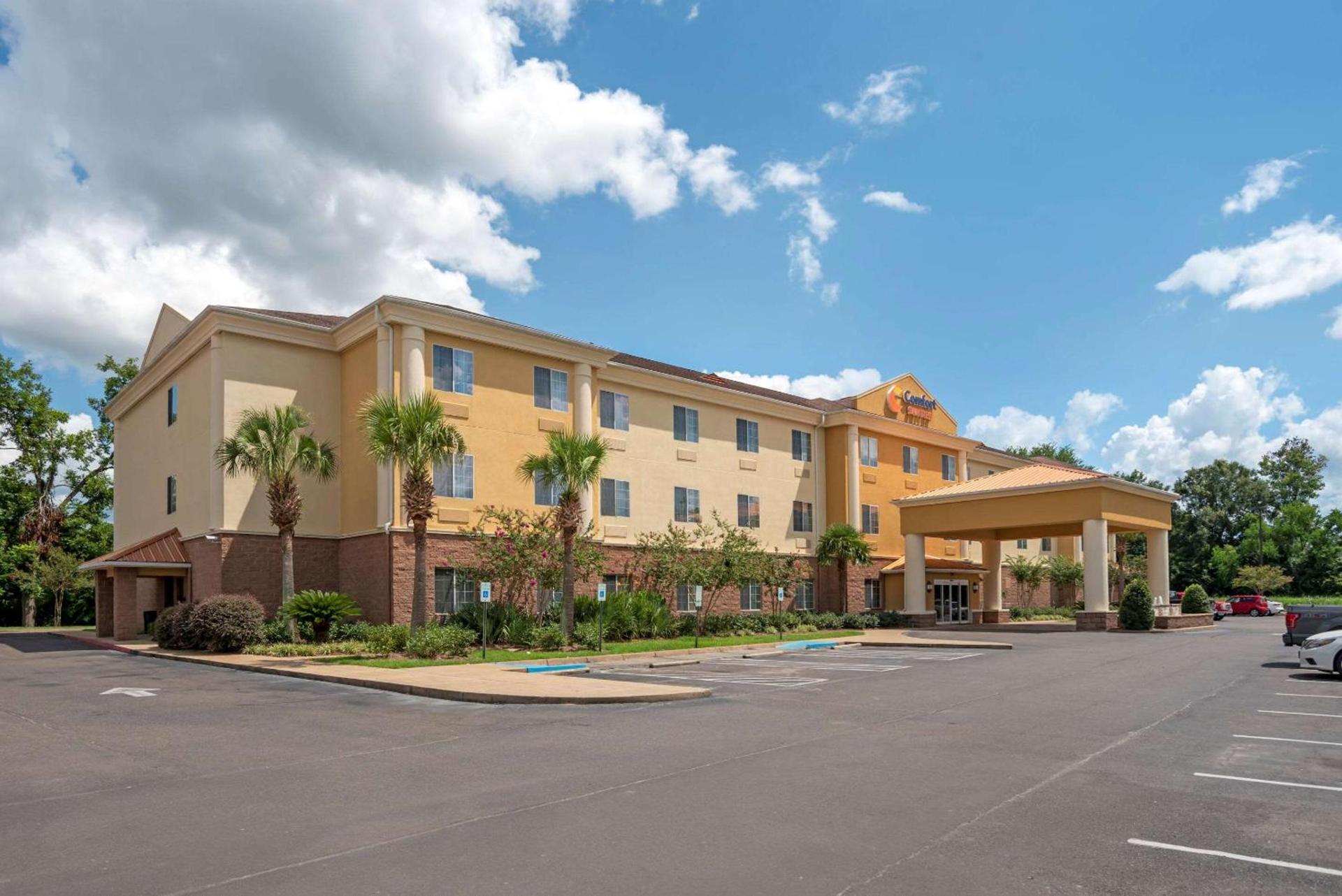 Comfort Suites Alexandria North — hotel in Alexandria