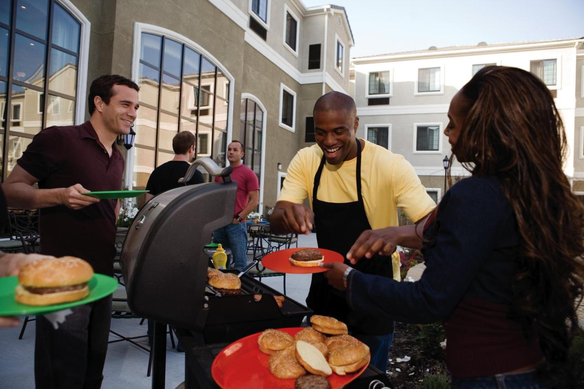 Staybridge Suites Phoenix Glendale Sports Dist by IHG photo 3
