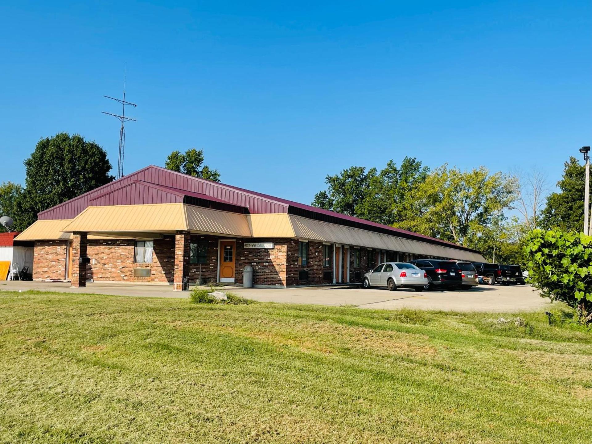 Budget Host Inn photo 46