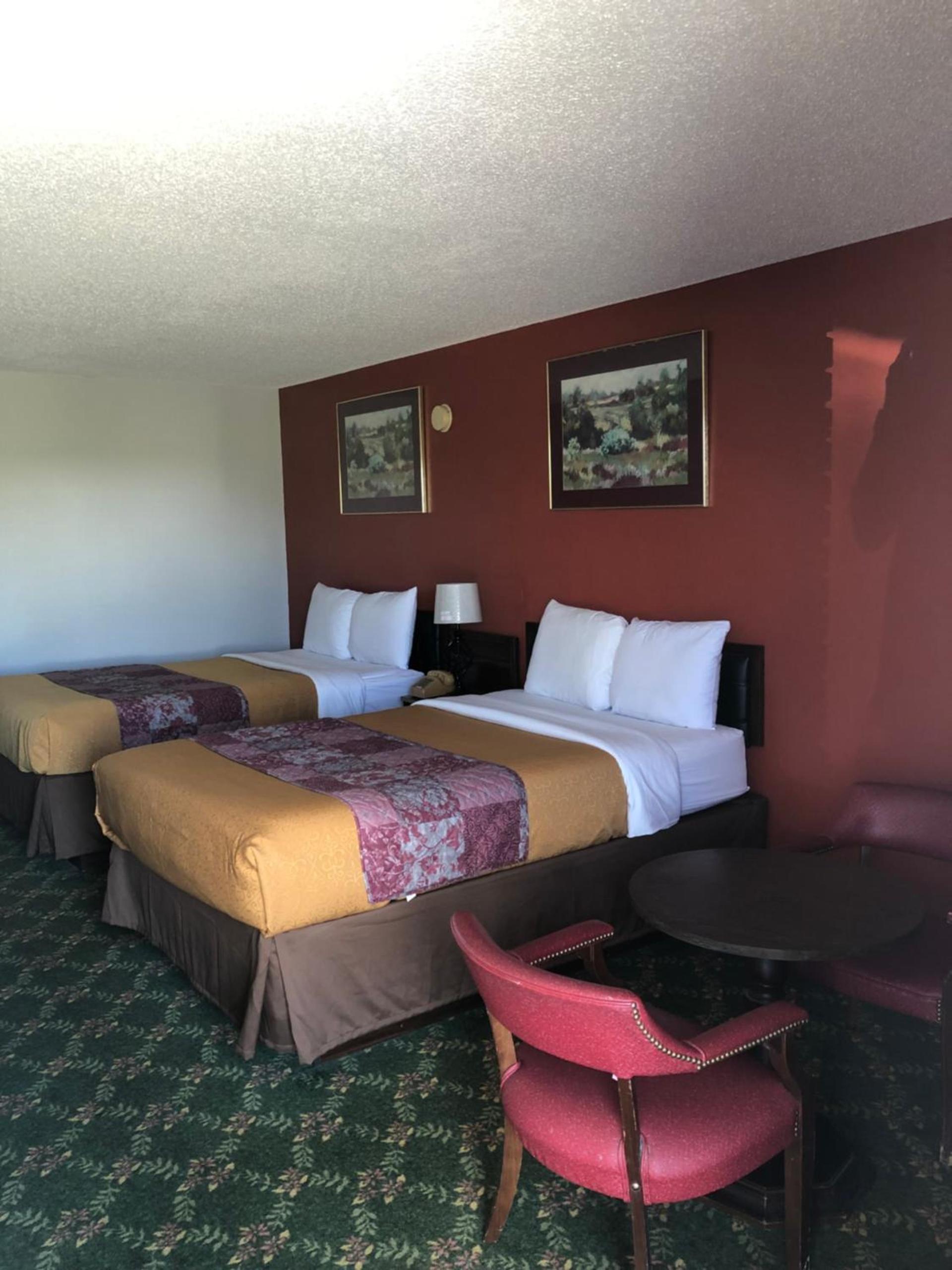 Budget Host Inn photo 49