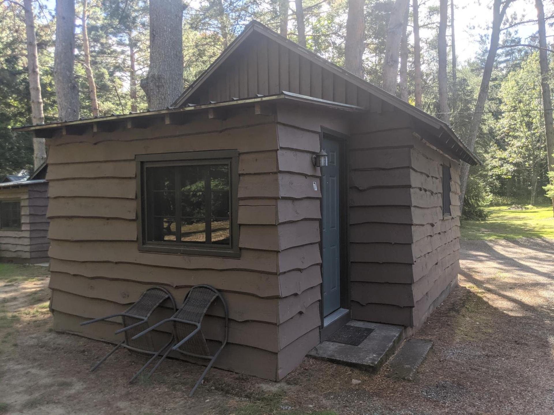 Moreno's Adirondack Cabins photo 59
