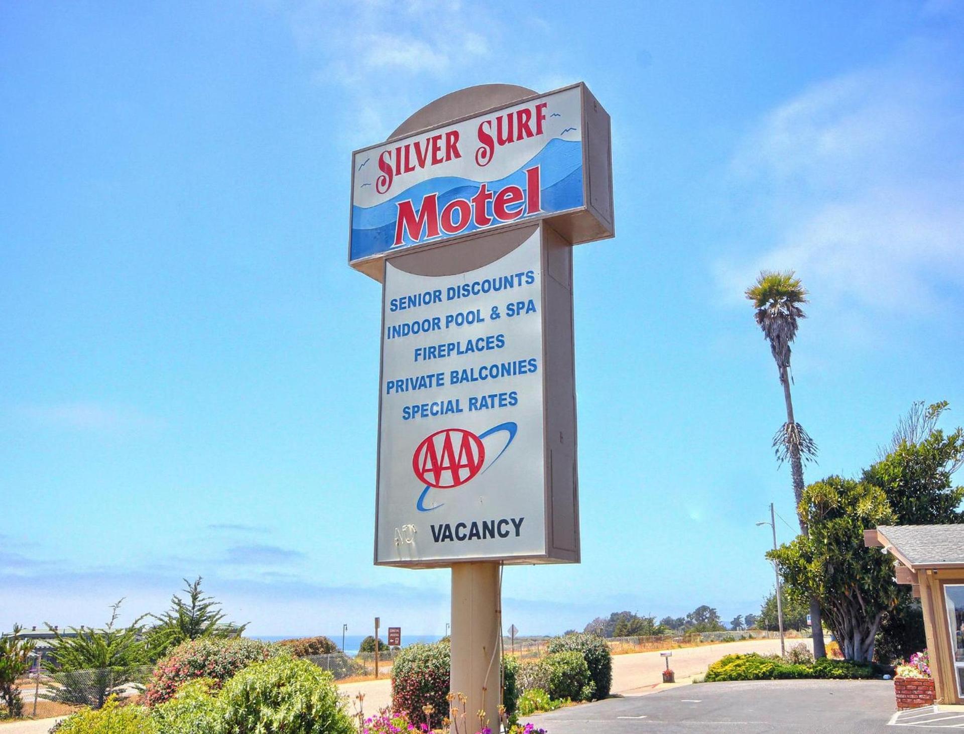 Silver Surf Motel photo 50