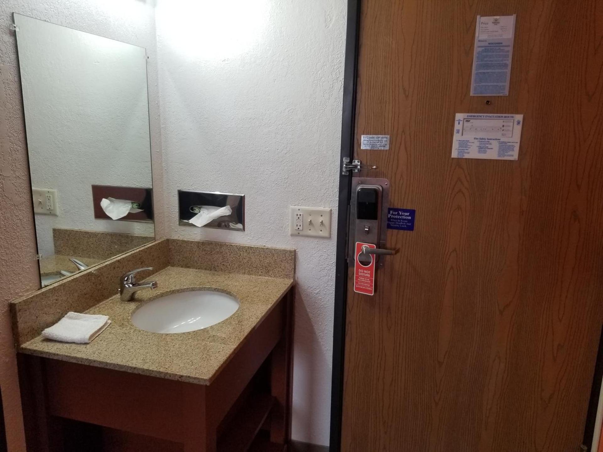 Reliance Inn photo 25