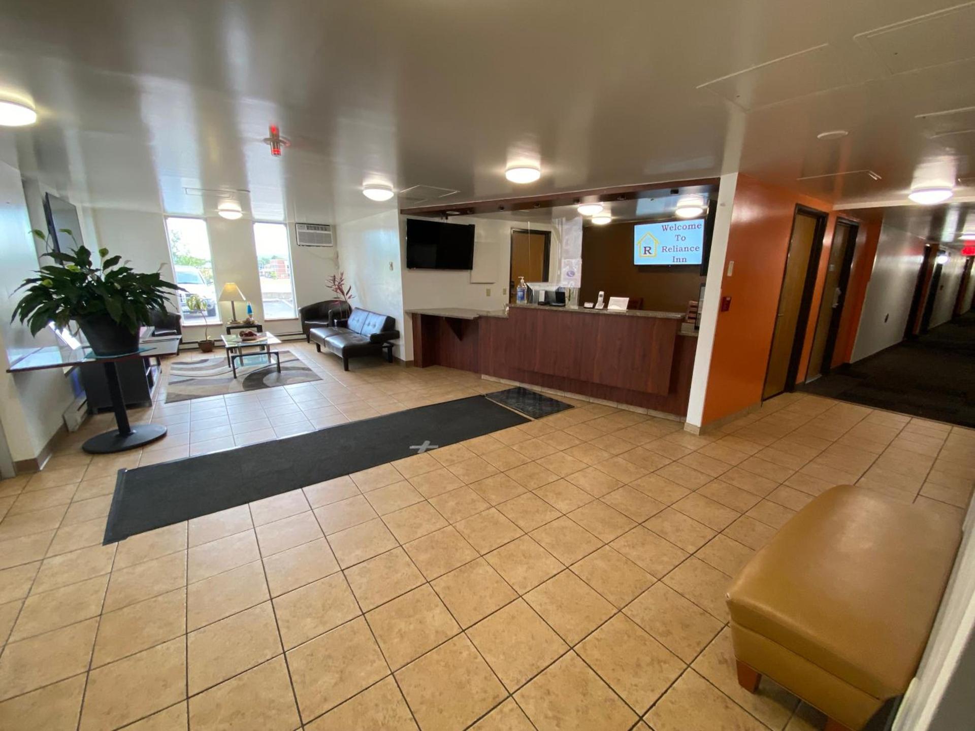 Reliance Inn photo 26
