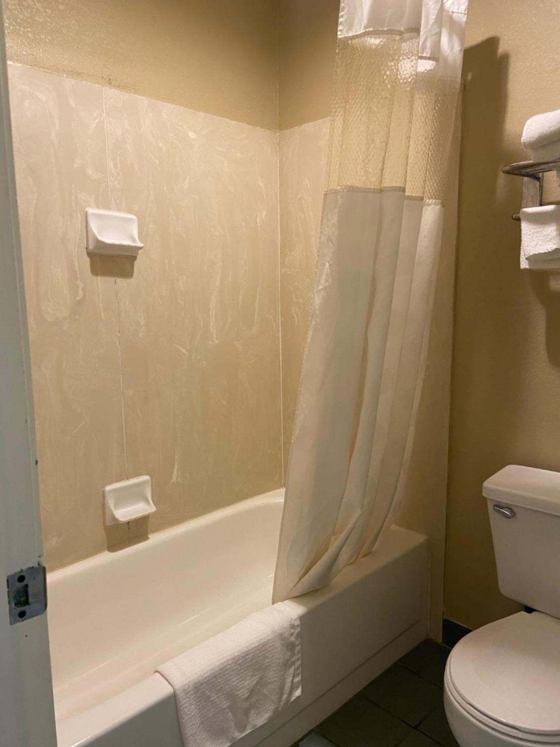 Americas Best Value Inn (Meridian) photo 13