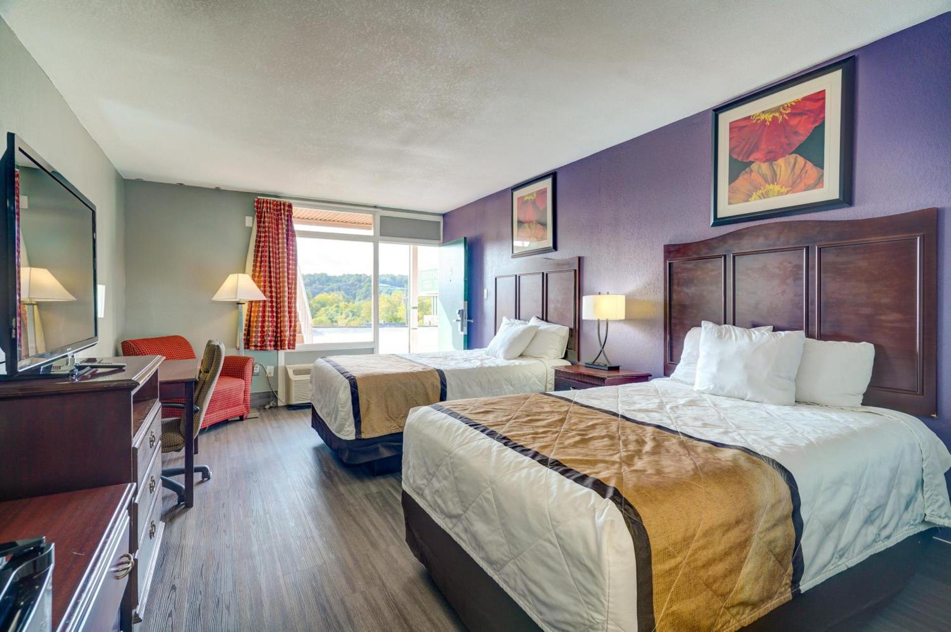 Budget Inn Top of Ellijay photo 5