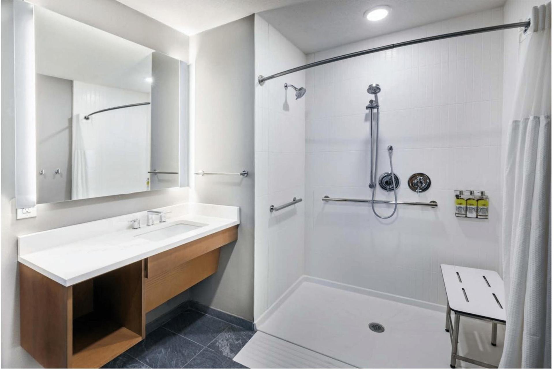 Staybridge Suites Waco South - Woodway by IHG photo 22