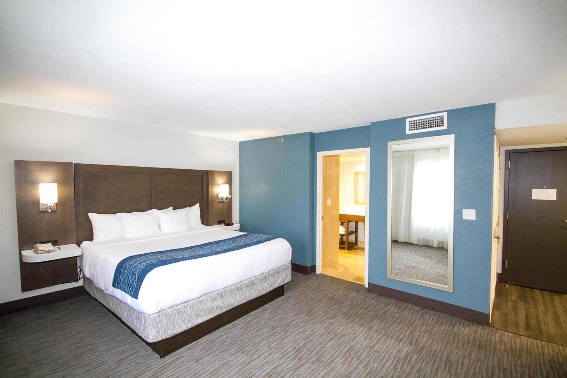 Comfort Inn & Suites Downtown Brickell-Port of Miami photo 46