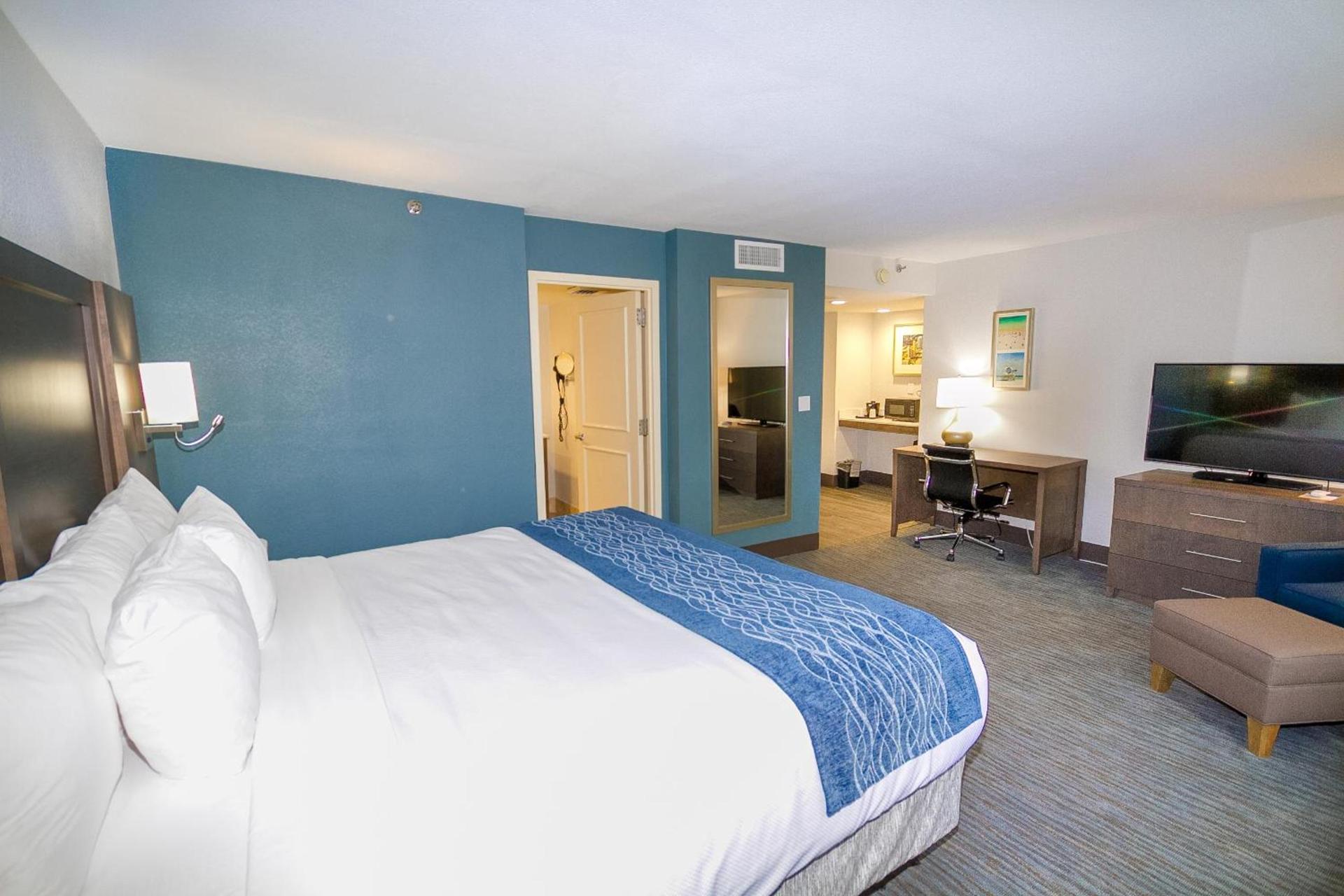 Comfort Inn & Suites Downtown Brickell-Port of Miami photo 47
