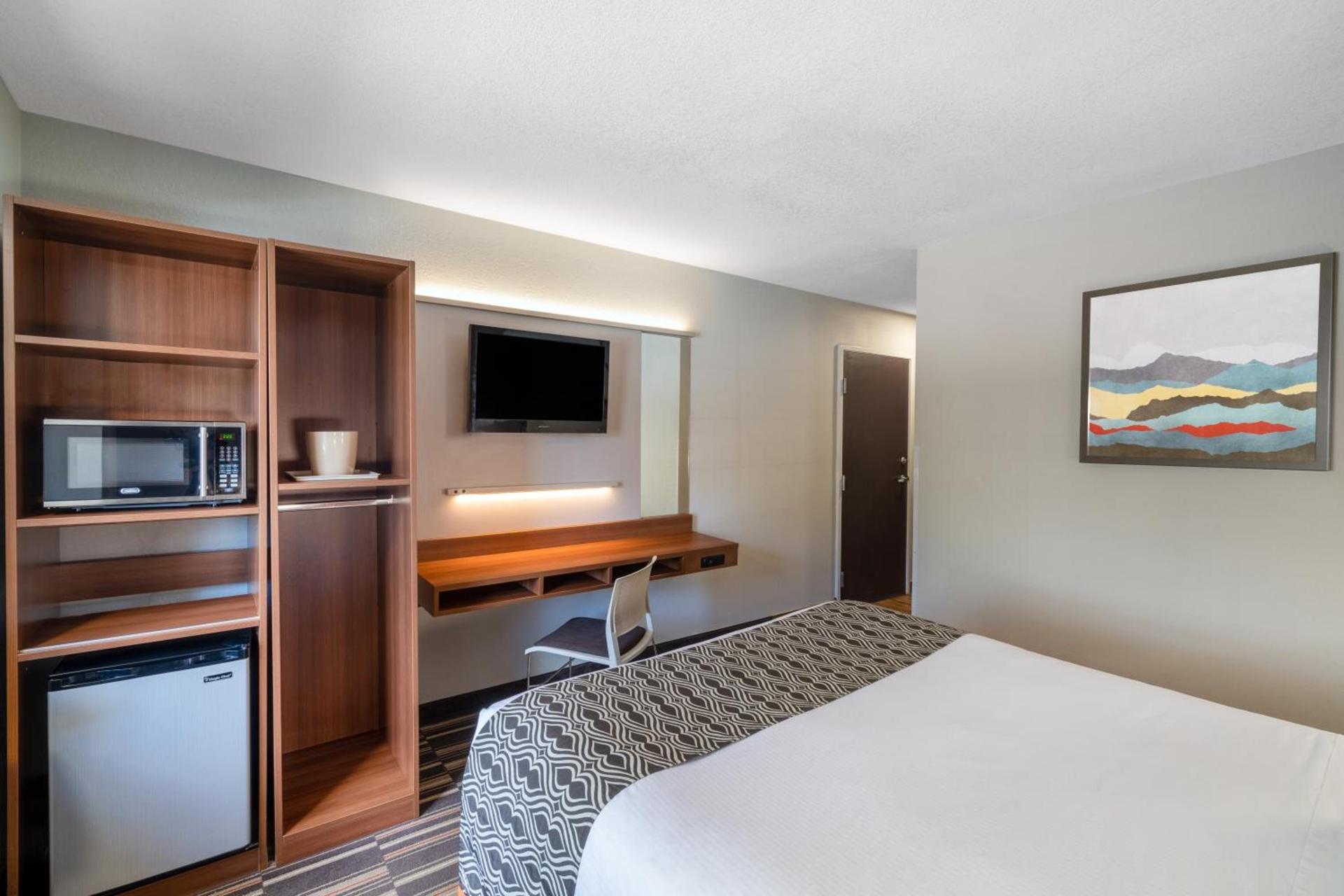 Microtel Inn & Suites by Wyndham Savannah/Pooler photo 10