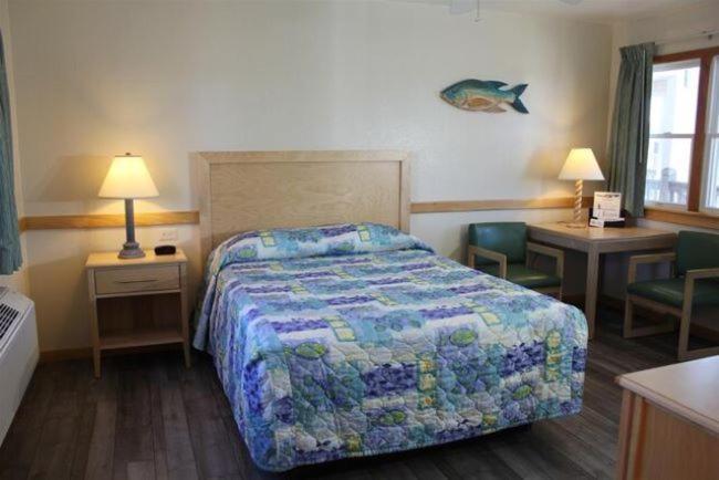 Pony Island Inn photo 61