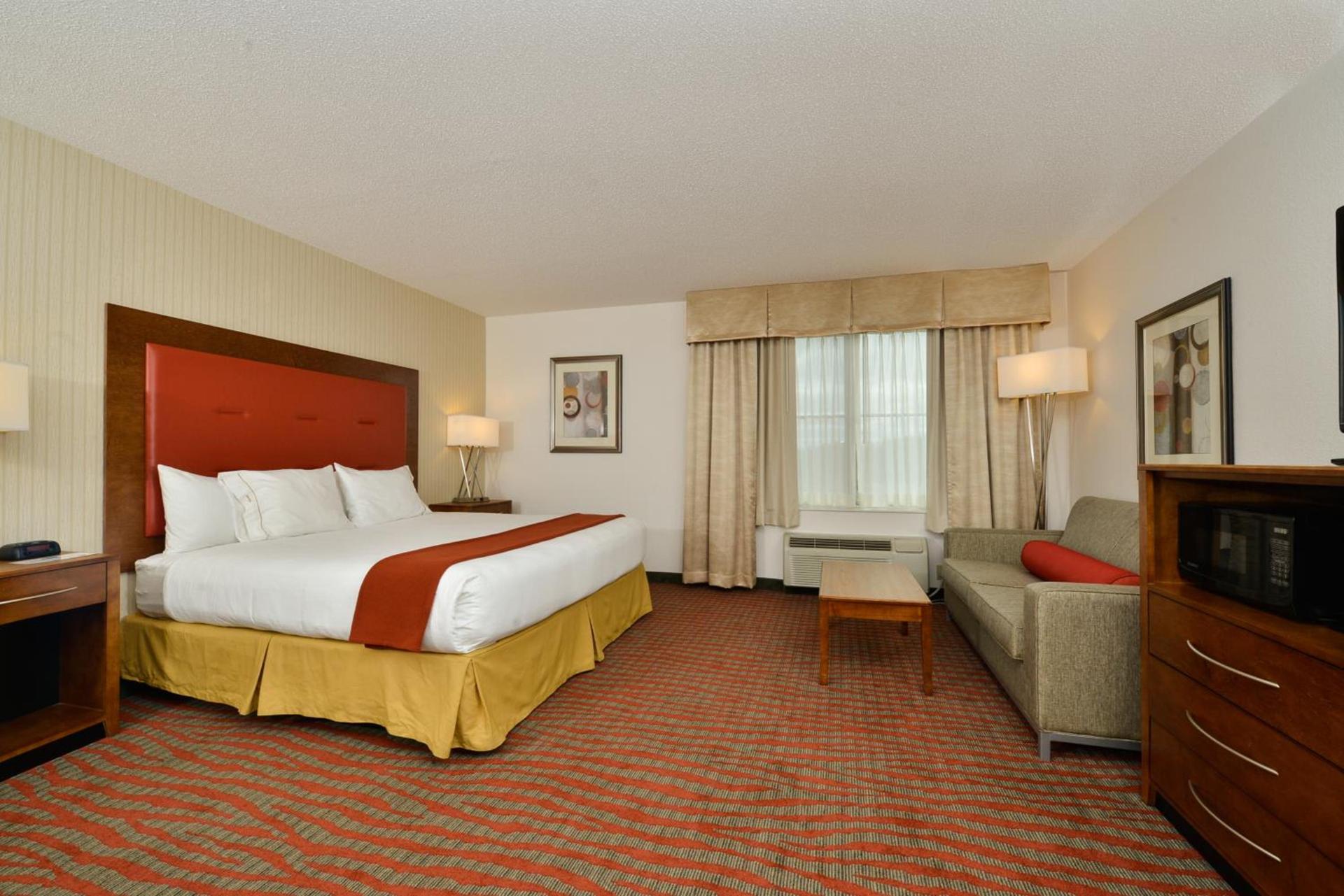 Holiday Inn Express Boston-Milford by IHG photo 10