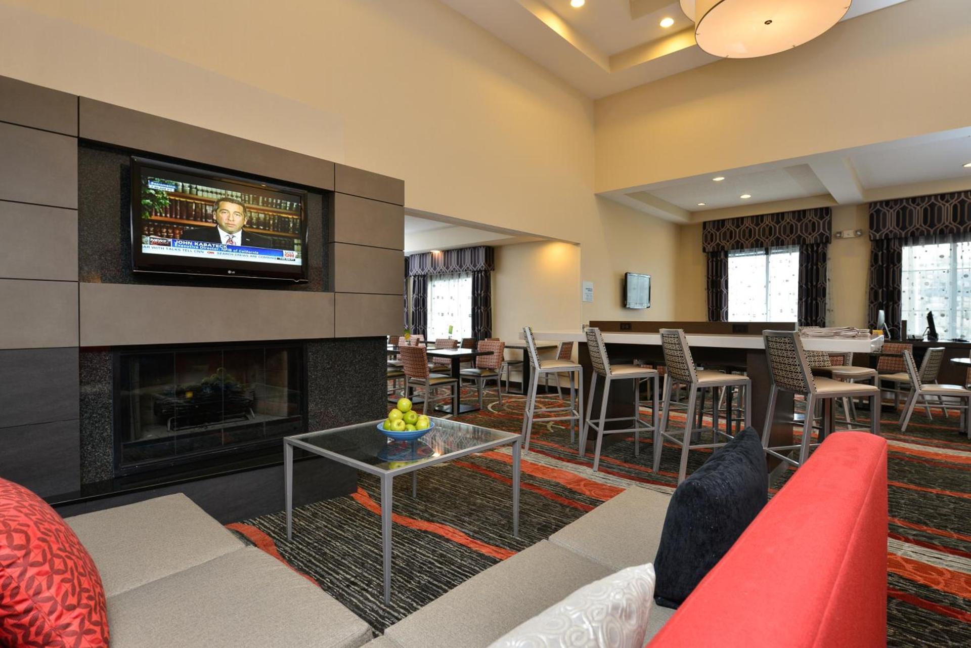 Holiday Inn Express Boston-Milford by IHG photo 22