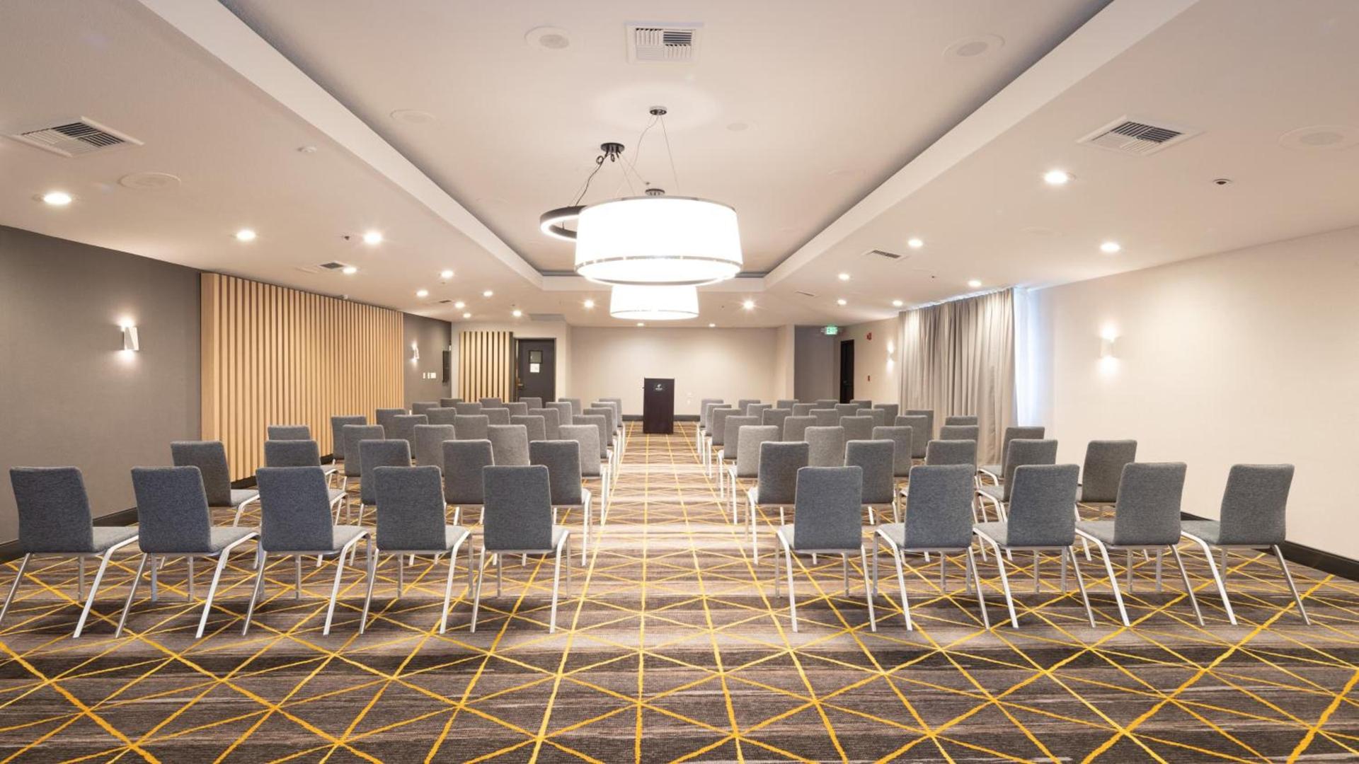 Holiday Inn Santa Ana-Orange Co Arpt by IHG photo 23