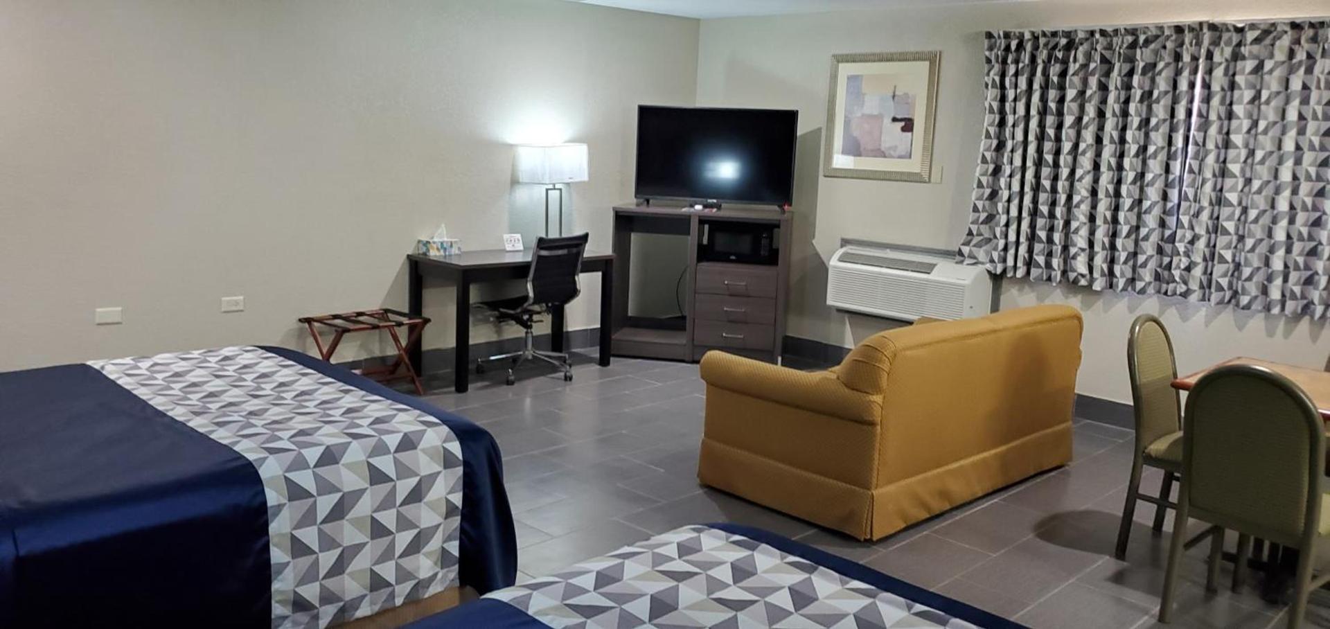 Crescent Park Motel & Suites photo 8