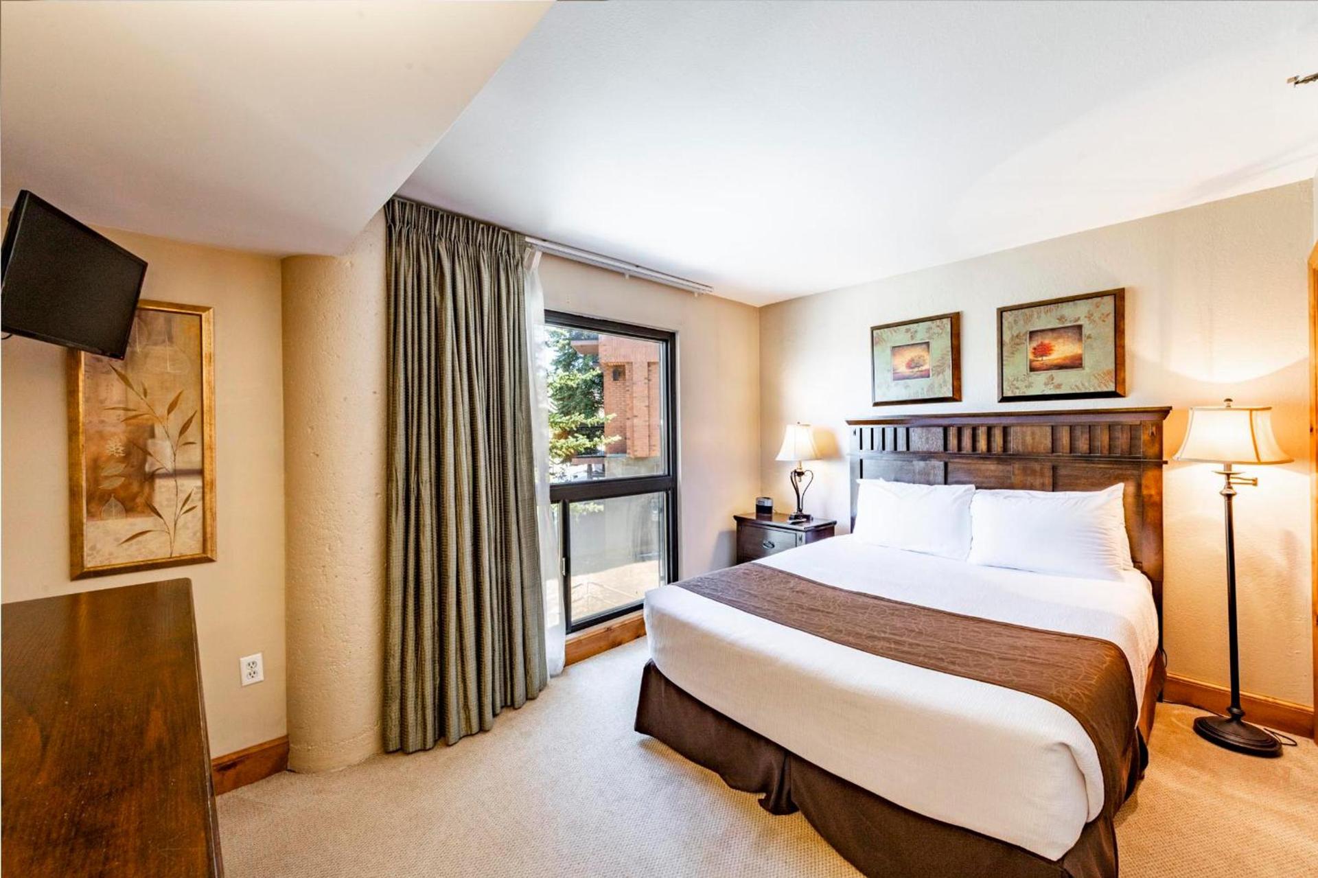 Silver King by All Seasons Resort Lodging photo 8