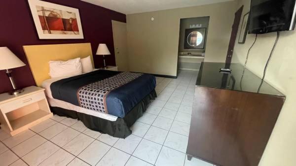Ramada by Wyndham Lumberton NC North photo 21