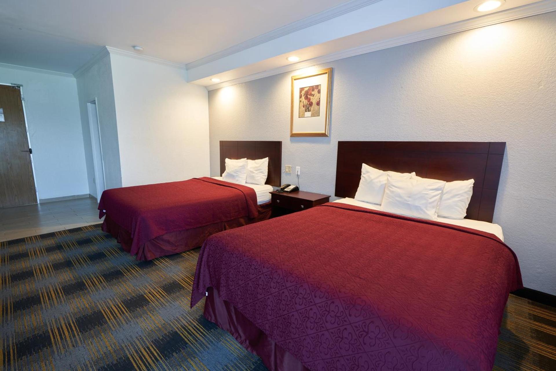 Riverview Inn & Suites photo 30