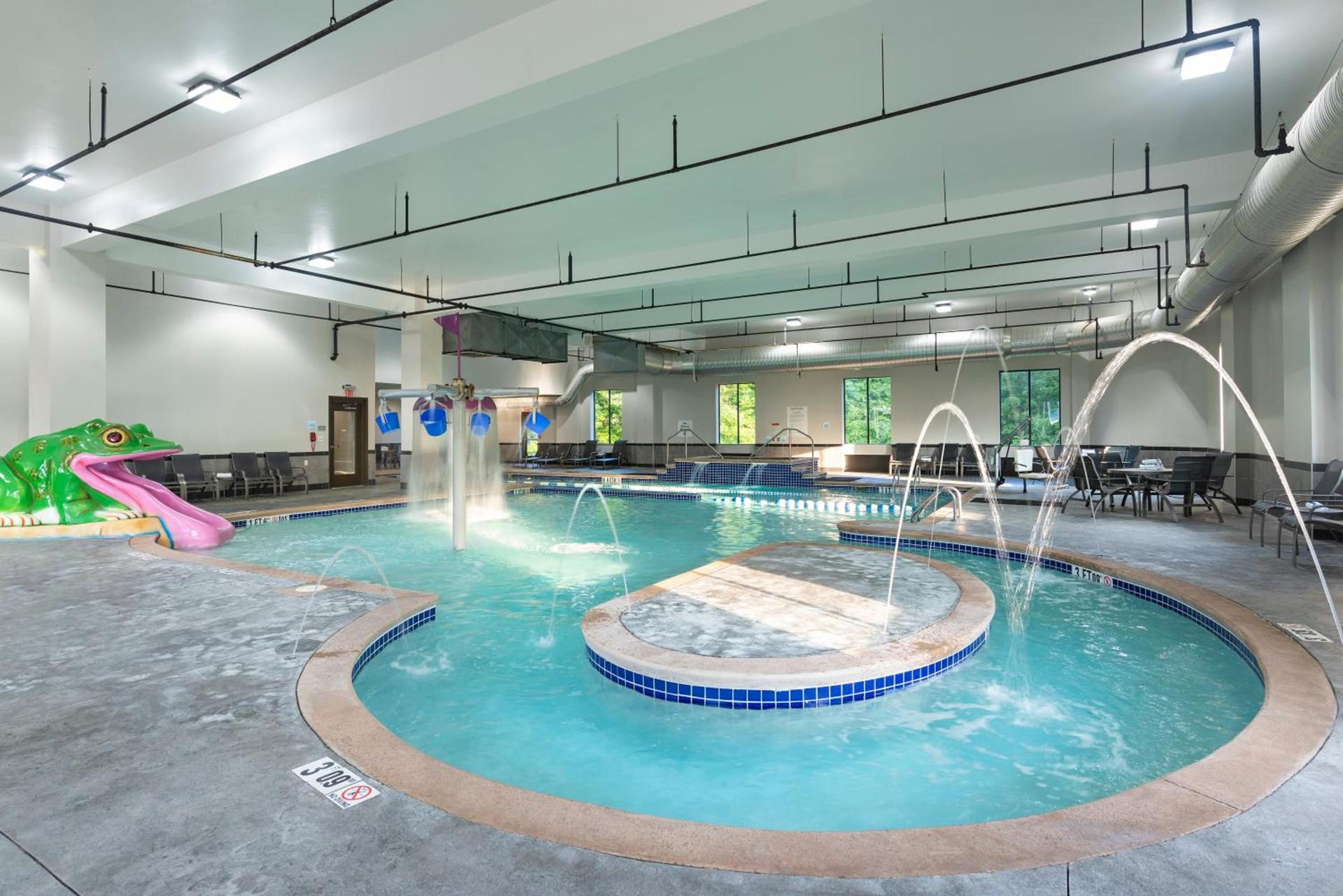 Holiday Inn Express & Suites Columbus - Polaris, an IHG Hotel photo 45