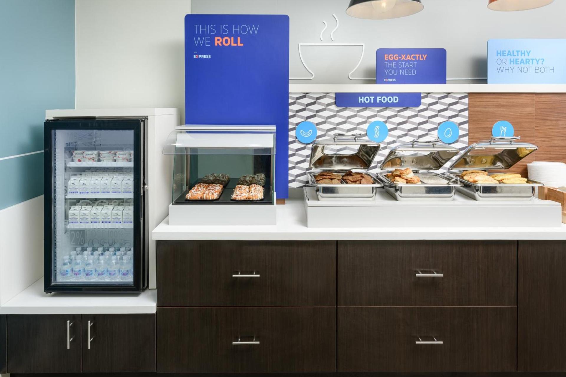Holiday Inn Express - Tullahoma by IHG photo 6