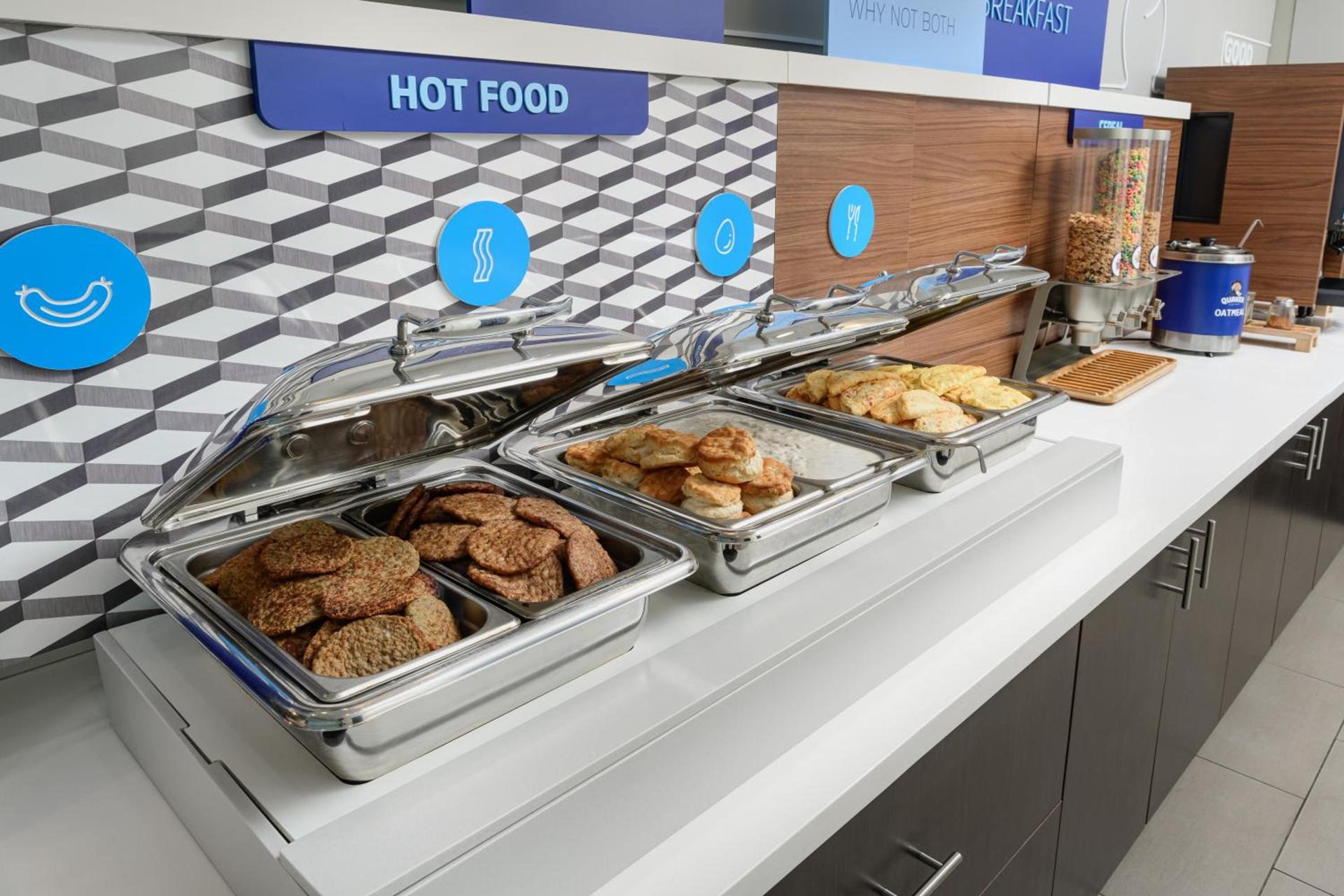 Holiday Inn Express - Tullahoma by IHG photo 10
