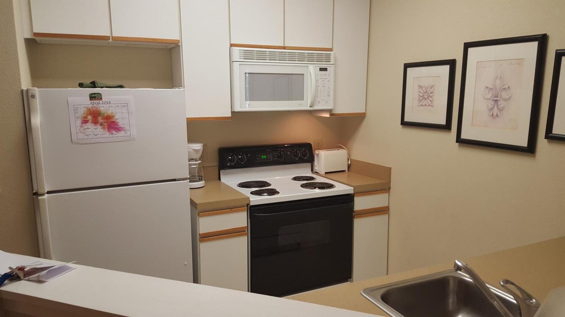 Baymont by Wyndham Wichita East photo 75