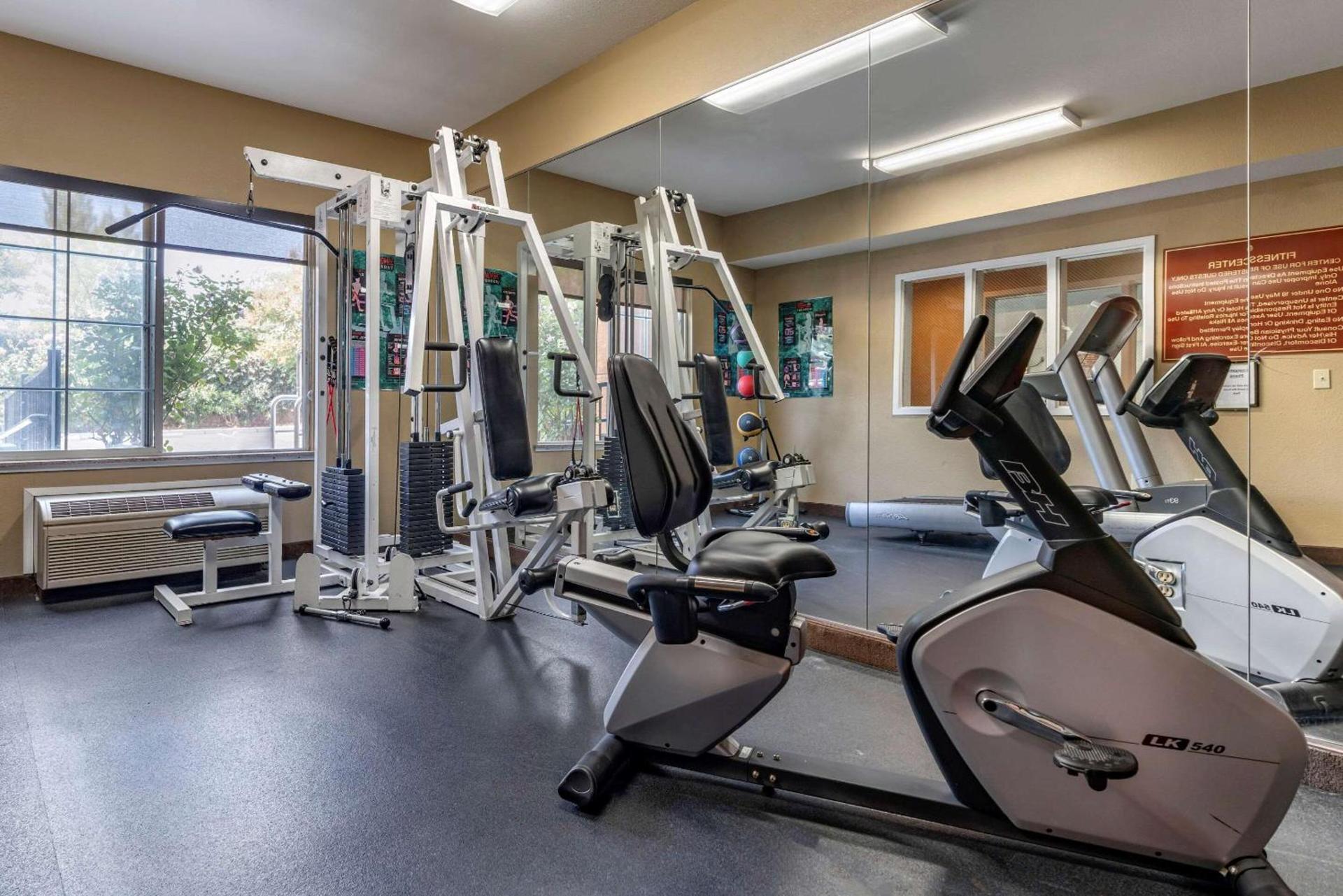 Comfort Inn & Suites Sacramento - University Area photo 30